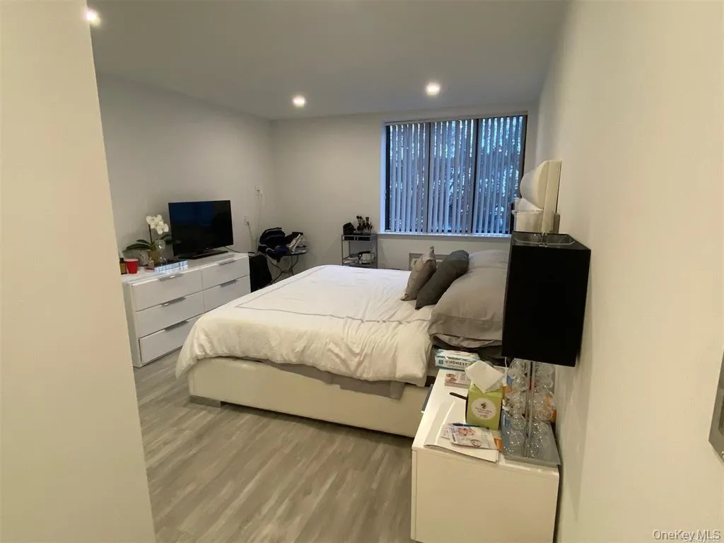 10 Canterbury Road, North Hempstead, NY, 2 Bedrooms Bedrooms, 6 Rooms Rooms,2 BathroomsBathrooms,Residential Lease,For Rent,Canterbury,0,1024489 10 Canterbury Road, North Hempstead, NY, 2 Bedrooms Bedrooms, 6 Rooms Rooms,2 BathroomsBathrooms,Residential Lease,For Rent,Canterbury,0,1024489