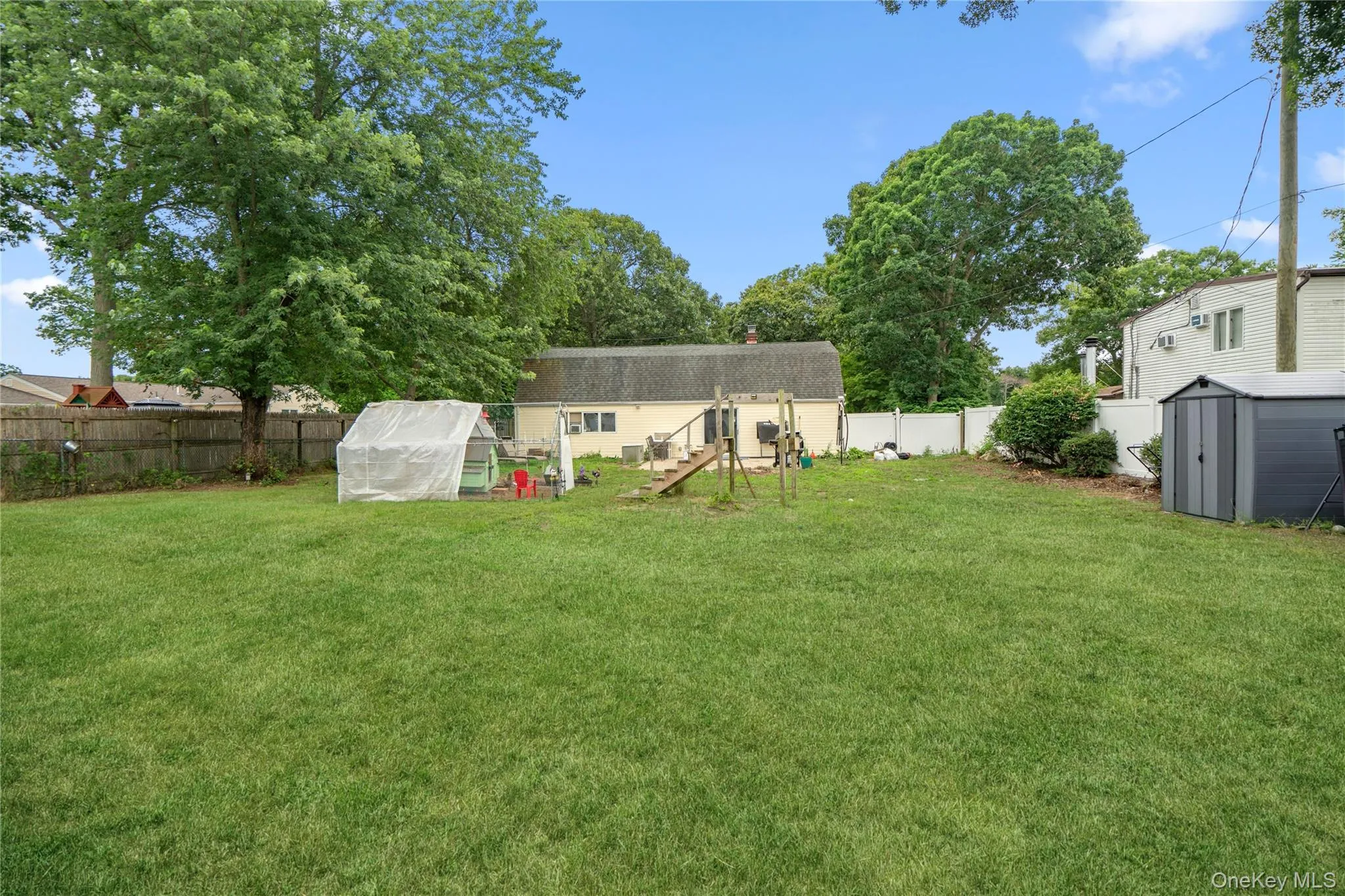 39 All Points Terrace, Brookhaven, NY, 4 Bedrooms Bedrooms, 7 Rooms Rooms,3 BathroomsBathrooms,Residential,For Rent,All Points,0,1024493 39 All Points Terrace, Brookhaven, NY, 4 Bedrooms Bedrooms, 7 Rooms Rooms,3 BathroomsBathrooms,Residential,For Rent,All Points,0,1024493
