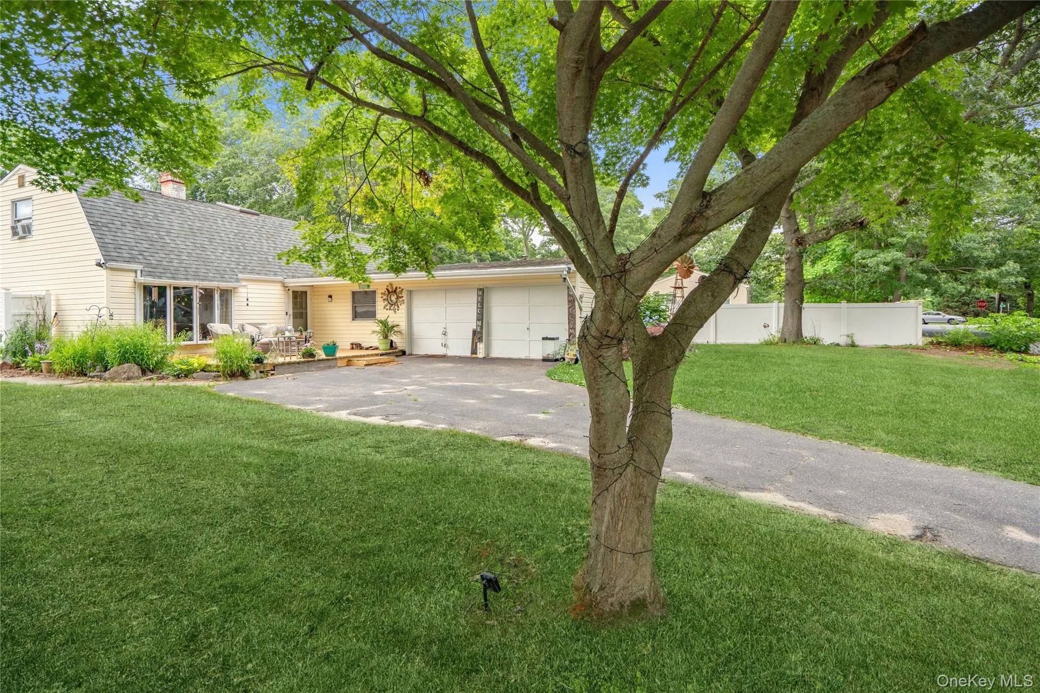 39 All Points Terrace, Brookhaven, NY, 4 Bedrooms Bedrooms, 7 Rooms Rooms,3 BathroomsBathrooms,Residential,For Rent,All Points,0,1024493 39 All Points Terrace, Brookhaven, NY, 4 Bedrooms Bedrooms, 7 Rooms Rooms,3 BathroomsBathrooms,Residential,For Rent,All Points,0,1024493