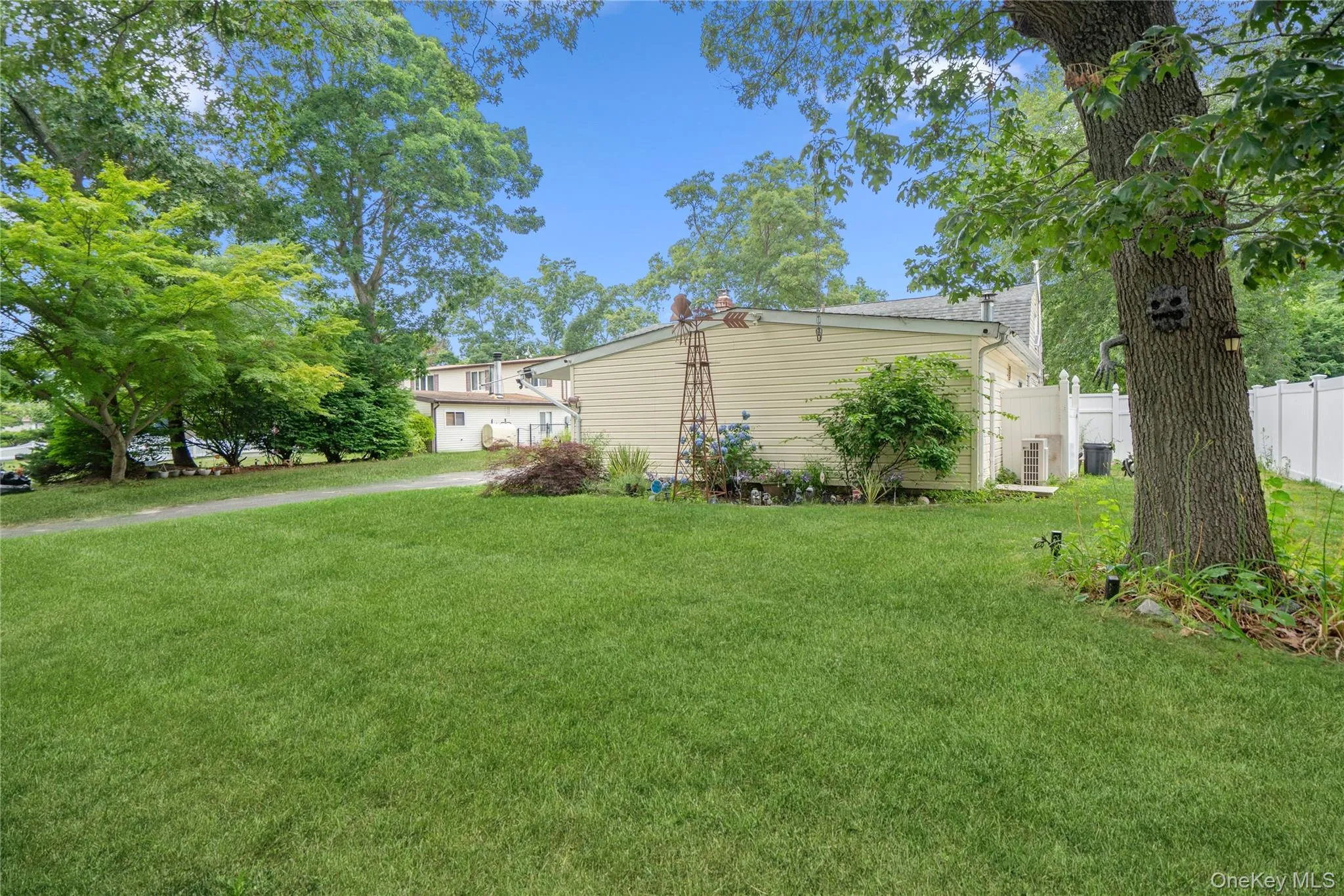 39 All Points Terrace, Brookhaven, NY, 4 Bedrooms Bedrooms, 7 Rooms Rooms,3 BathroomsBathrooms,Residential,For Rent,All Points,0,1024493 39 All Points Terrace, Brookhaven, NY, 4 Bedrooms Bedrooms, 7 Rooms Rooms,3 BathroomsBathrooms,Residential,For Rent,All Points,0,1024493