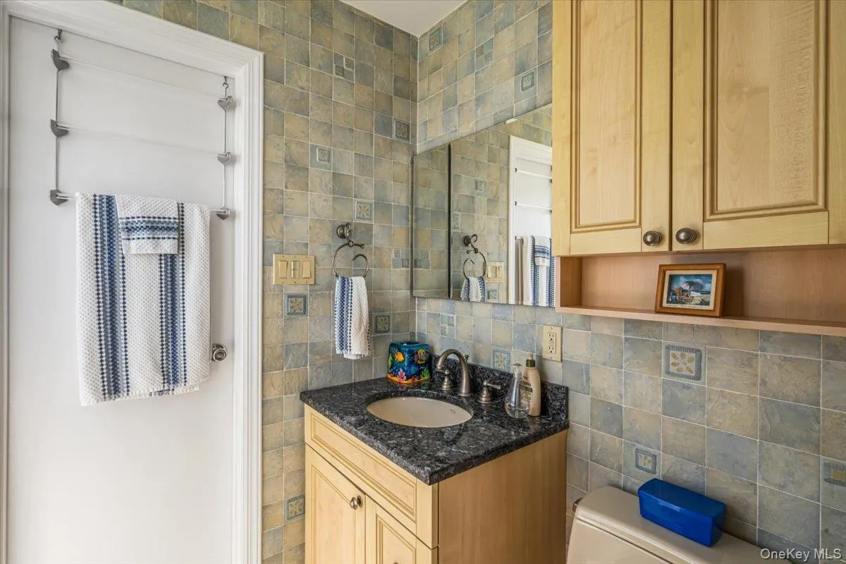 556 Dune Road, Southampton, NY, 4 Bedrooms Bedrooms, 14 Rooms Rooms,3 BathroomsBathrooms,Residential,For Rent,Dune,0,1024503 556 Dune Road, Southampton, NY, 4 Bedrooms Bedrooms, 14 Rooms Rooms,3 BathroomsBathrooms,Residential,For Rent,Dune,0,1024503