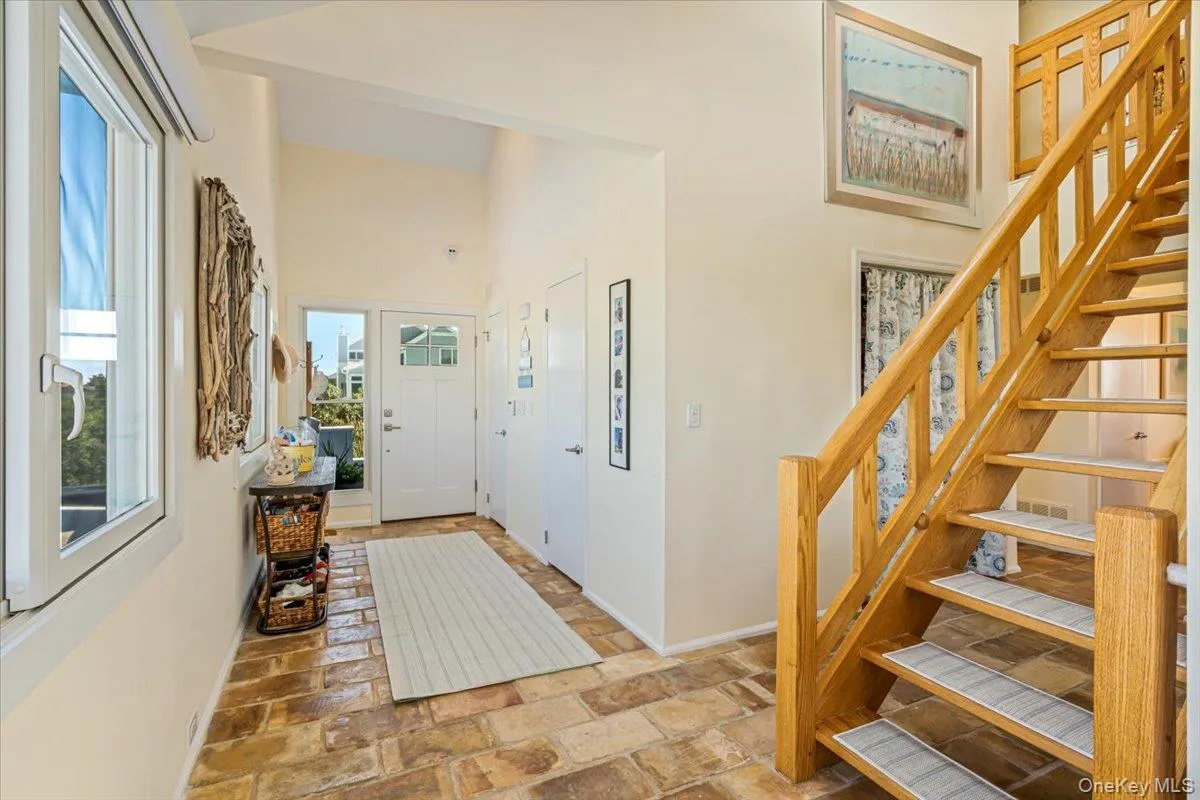 556 Dune Road, Southampton, NY, 4 Bedrooms Bedrooms, 14 Rooms Rooms,3 BathroomsBathrooms,Residential,For Rent,Dune,0,1024503 556 Dune Road, Southampton, NY, 4 Bedrooms Bedrooms, 14 Rooms Rooms,3 BathroomsBathrooms,Residential,For Rent,Dune,0,1024503