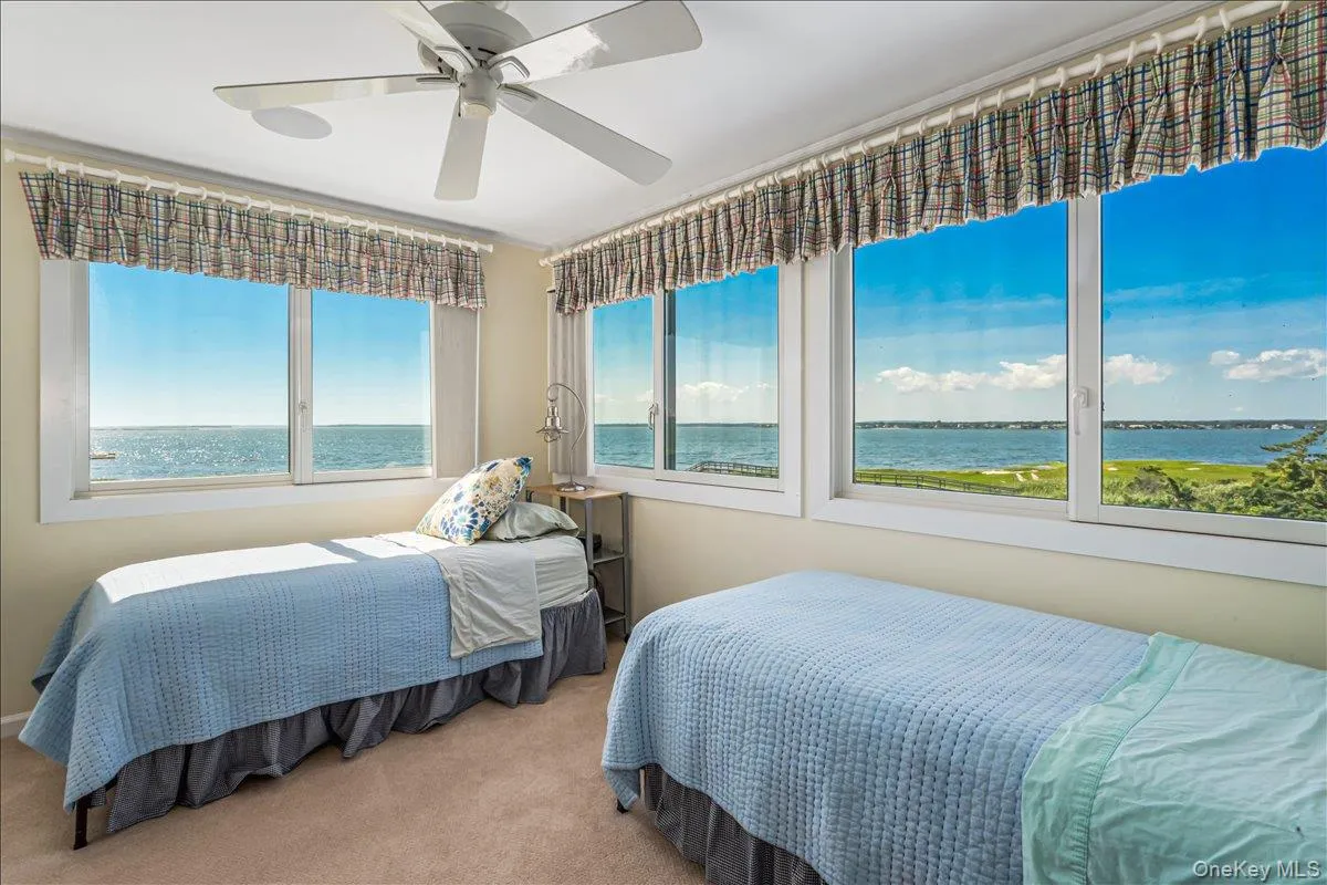 556 Dune Road, Southampton, NY, 4 Bedrooms Bedrooms, 14 Rooms Rooms,3 BathroomsBathrooms,Residential,For Rent,Dune,0,1024503 556 Dune Road, Southampton, NY, 4 Bedrooms Bedrooms, 14 Rooms Rooms,3 BathroomsBathrooms,Residential,For Rent,Dune,0,1024503