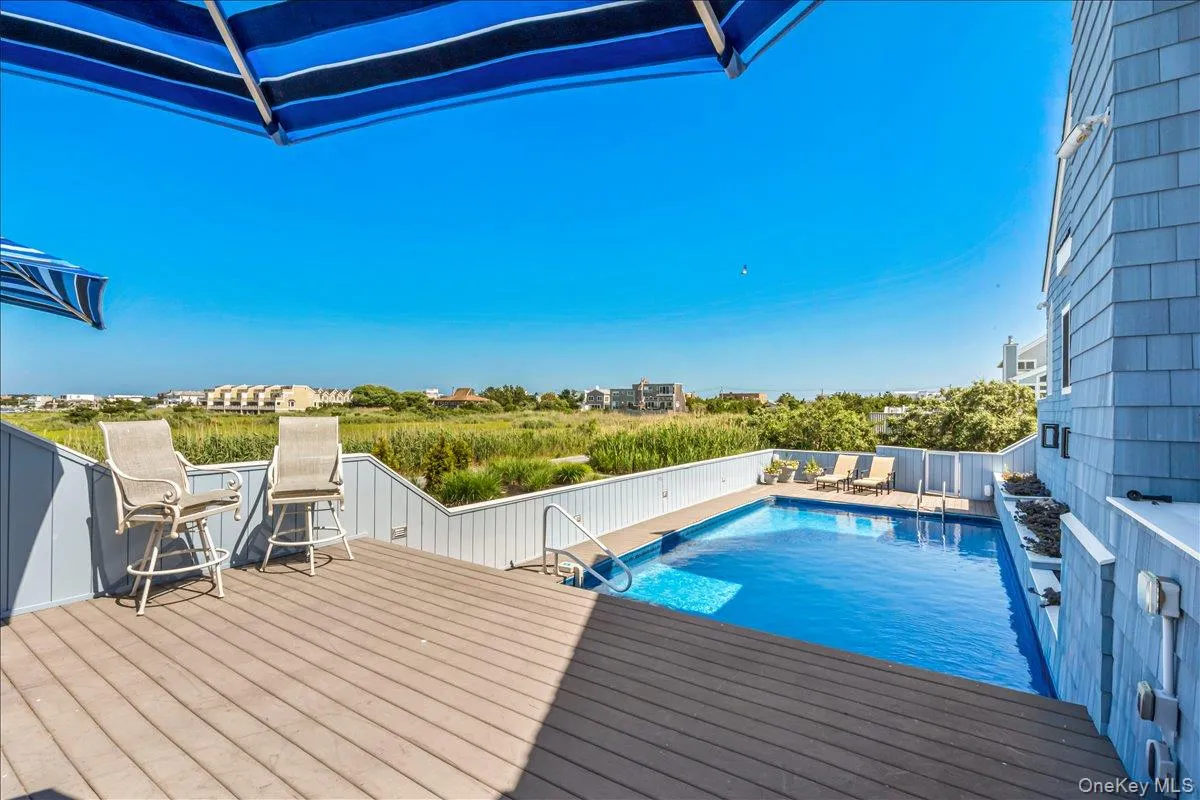 556 Dune Road, Southampton, NY, 4 Bedrooms Bedrooms, 14 Rooms Rooms,3 BathroomsBathrooms,Residential,For Rent,Dune,0,1024503 556 Dune Road, Southampton, NY, 4 Bedrooms Bedrooms, 14 Rooms Rooms,3 BathroomsBathrooms,Residential,For Rent,Dune,0,1024503