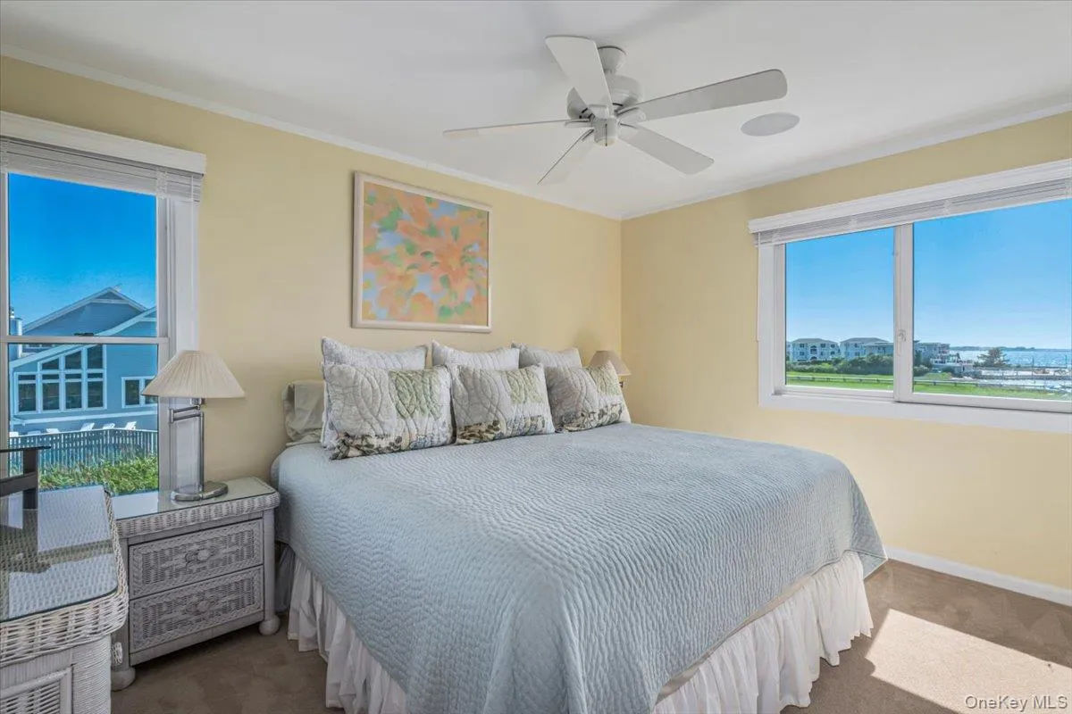 556 Dune Road, Southampton, NY, 4 Bedrooms Bedrooms, 14 Rooms Rooms,3 BathroomsBathrooms,Residential,For Rent,Dune,0,1024503 556 Dune Road, Southampton, NY, 4 Bedrooms Bedrooms, 14 Rooms Rooms,3 BathroomsBathrooms,Residential,For Rent,Dune,0,1024503