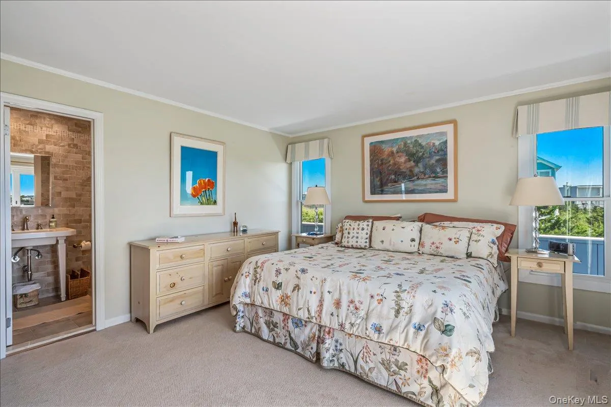 556 Dune Road, Southampton, NY, 4 Bedrooms Bedrooms, 14 Rooms Rooms,3 BathroomsBathrooms,Residential,For Rent,Dune,0,1024503 556 Dune Road, Southampton, NY, 4 Bedrooms Bedrooms, 14 Rooms Rooms,3 BathroomsBathrooms,Residential,For Rent,Dune,0,1024503