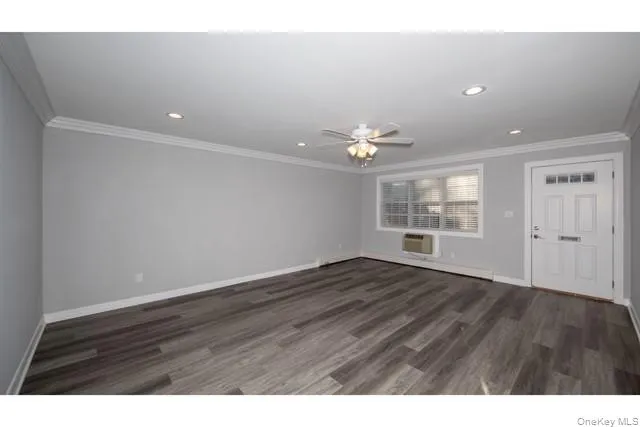 75 Lamplighter Lane, Oyster Bay, NY, 2 Bedrooms Bedrooms, 6 Rooms Rooms,2 BathroomsBathrooms,Residential Lease,For Rent,Lamplighter,0,1024509 75 Lamplighter Lane, Oyster Bay, NY, 2 Bedrooms Bedrooms, 6 Rooms Rooms,2 BathroomsBathrooms,Residential Lease,For Rent,Lamplighter,0,1024509