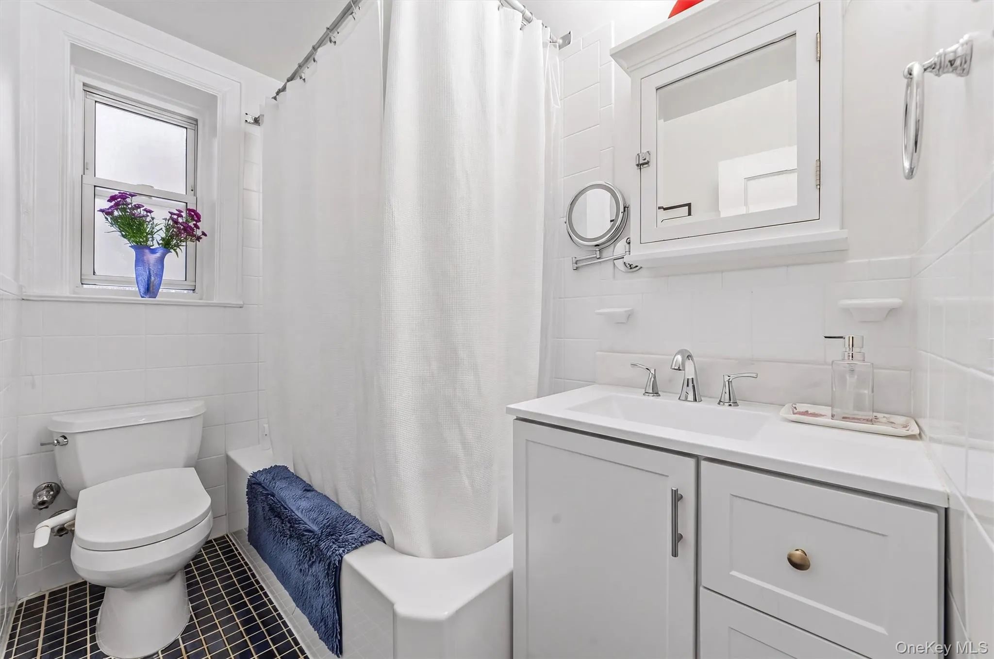 294 Bronxville Road, Yonkers, NY, 2 Bedrooms Bedrooms, 5 Rooms Rooms,1 BathroomBathrooms,Residential,For Rent,Bronxville,0,1024510 294 Bronxville Road, Yonkers, NY, 2 Bedrooms Bedrooms, 5 Rooms Rooms,1 BathroomBathrooms,Residential,For Rent,Bronxville,0,1024510