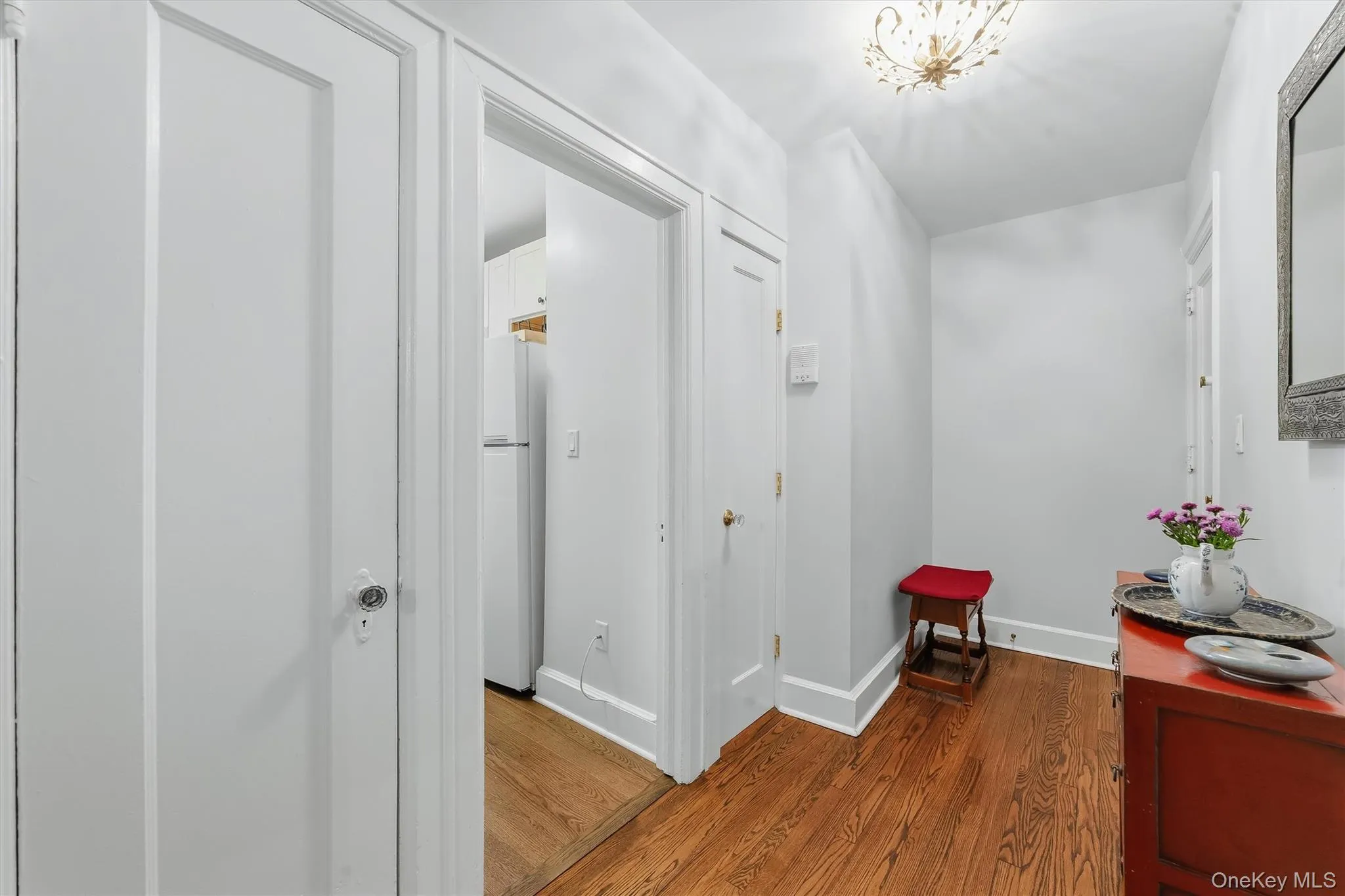 294 Bronxville Road, Yonkers, NY, 2 Bedrooms Bedrooms, 5 Rooms Rooms,1 BathroomBathrooms,Residential,For Rent,Bronxville,0,1024510 294 Bronxville Road, Yonkers, NY, 2 Bedrooms Bedrooms, 5 Rooms Rooms,1 BathroomBathrooms,Residential,For Rent,Bronxville,0,1024510