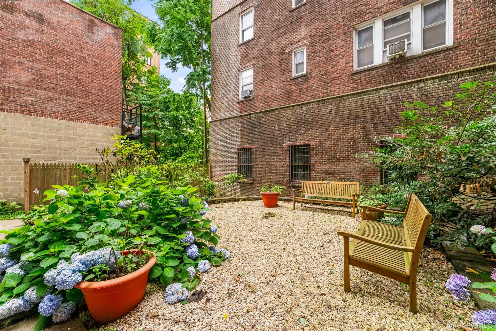 294 Bronxville Road, Yonkers, NY, 2 Bedrooms Bedrooms, 5 Rooms Rooms,1 BathroomBathrooms,Residential,For Rent,Bronxville,0,1024510 294 Bronxville Road, Yonkers, NY, 2 Bedrooms Bedrooms, 5 Rooms Rooms,1 BathroomBathrooms,Residential,For Rent,Bronxville,0,1024510