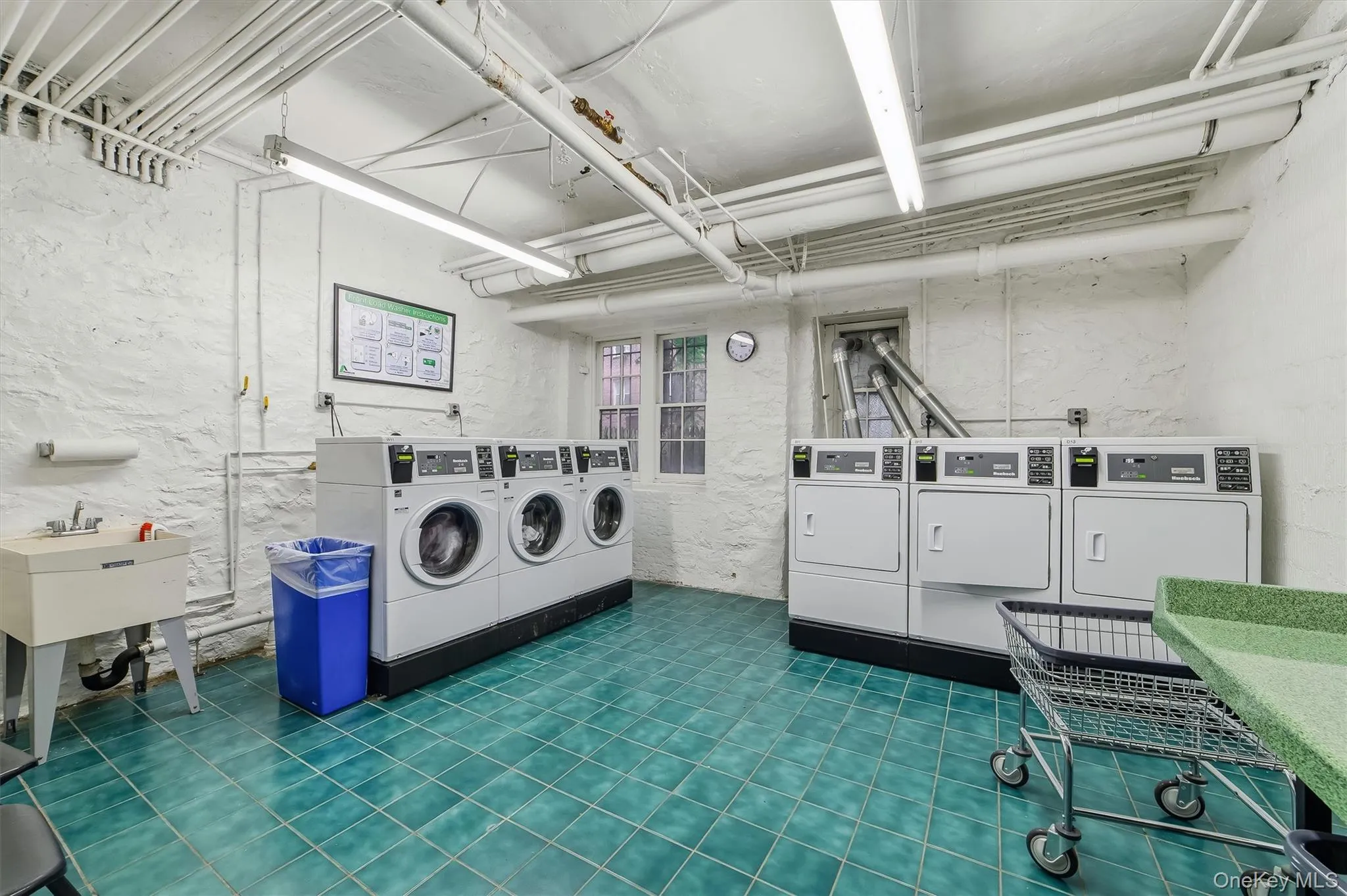 294 Bronxville Road, Yonkers, NY, 2 Bedrooms Bedrooms, 5 Rooms Rooms,1 BathroomBathrooms,Residential,For Rent,Bronxville,0,1024510 294 Bronxville Road, Yonkers, NY, 2 Bedrooms Bedrooms, 5 Rooms Rooms,1 BathroomBathrooms,Residential,For Rent,Bronxville,0,1024510