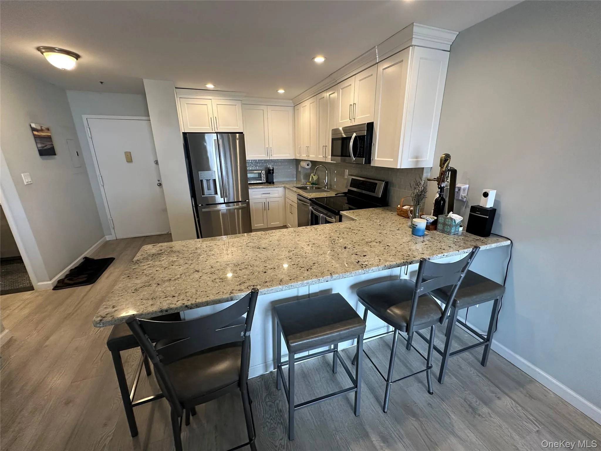 360 Shore Road, Long Beach, NY, 1 Bedroom Bedrooms, 3 Rooms Rooms,1 BathroomBathrooms,Residential Lease,For Rent,Shore,0,1024511 360 Shore Road, Long Beach, NY, 1 Bedroom Bedrooms, 3 Rooms Rooms,1 BathroomBathrooms,Residential Lease,For Rent,Shore,0,1024511