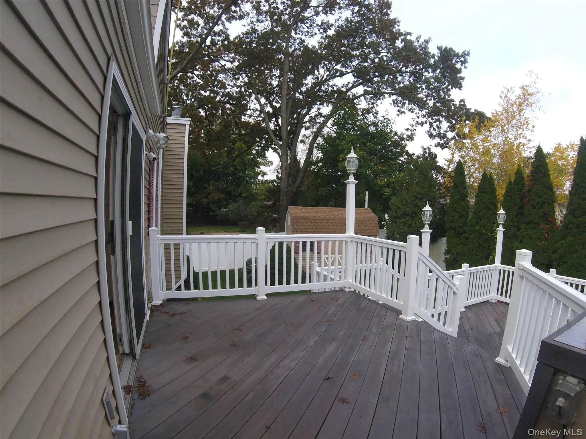 Deck Deck