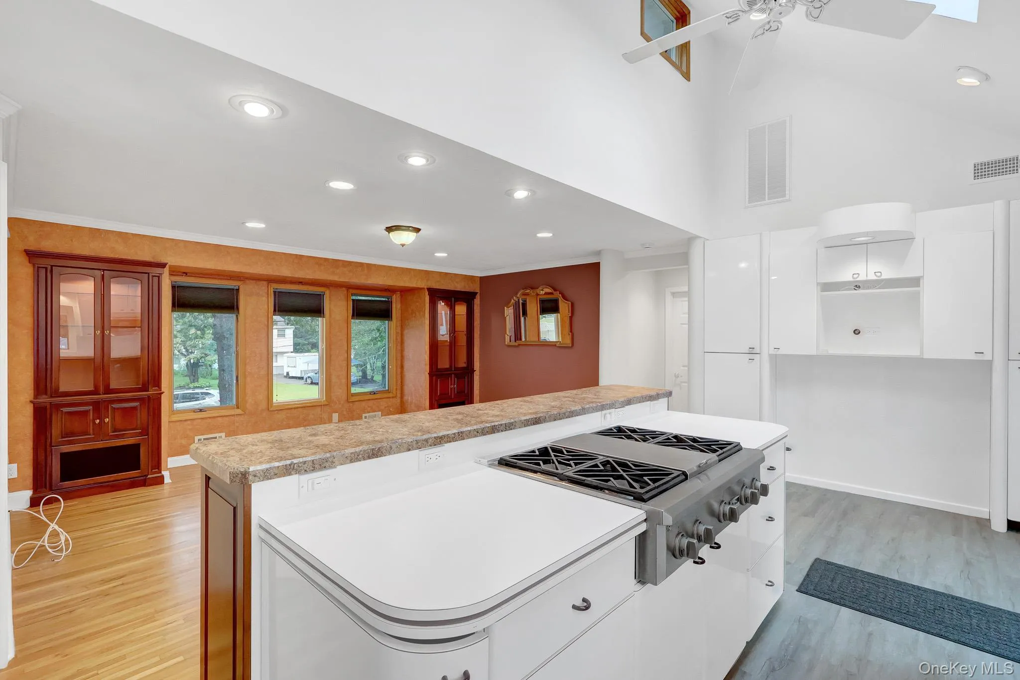 3 Crown Street, Brookhaven, NY, 1 Bedroom Bedrooms, 3 Rooms Rooms,1 BathroomBathrooms,Residential Lease,For Rent,Crown,0,1024512 3 Crown Street, Brookhaven, NY, 1 Bedroom Bedrooms, 3 Rooms Rooms,1 BathroomBathrooms,Residential Lease,For Rent,Crown,0,1024512