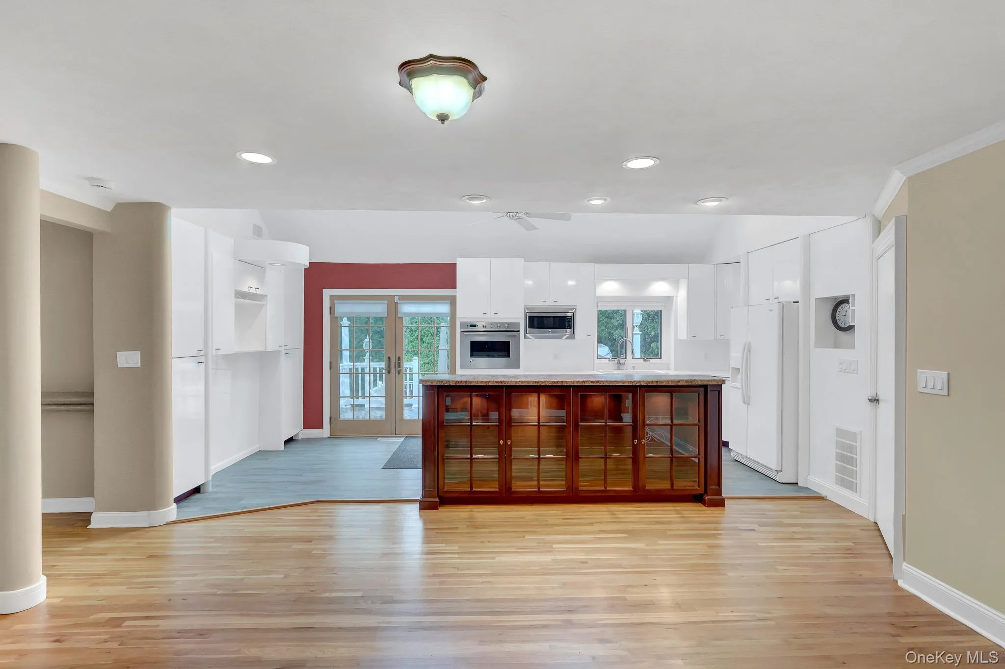 3 Crown Street, Brookhaven, NY, 1 Bedroom Bedrooms, 3 Rooms Rooms,1 BathroomBathrooms,Residential Lease,For Rent,Crown,0,1024512 3 Crown Street, Brookhaven, NY, 1 Bedroom Bedrooms, 3 Rooms Rooms,1 BathroomBathrooms,Residential Lease,For Rent,Crown,0,1024512