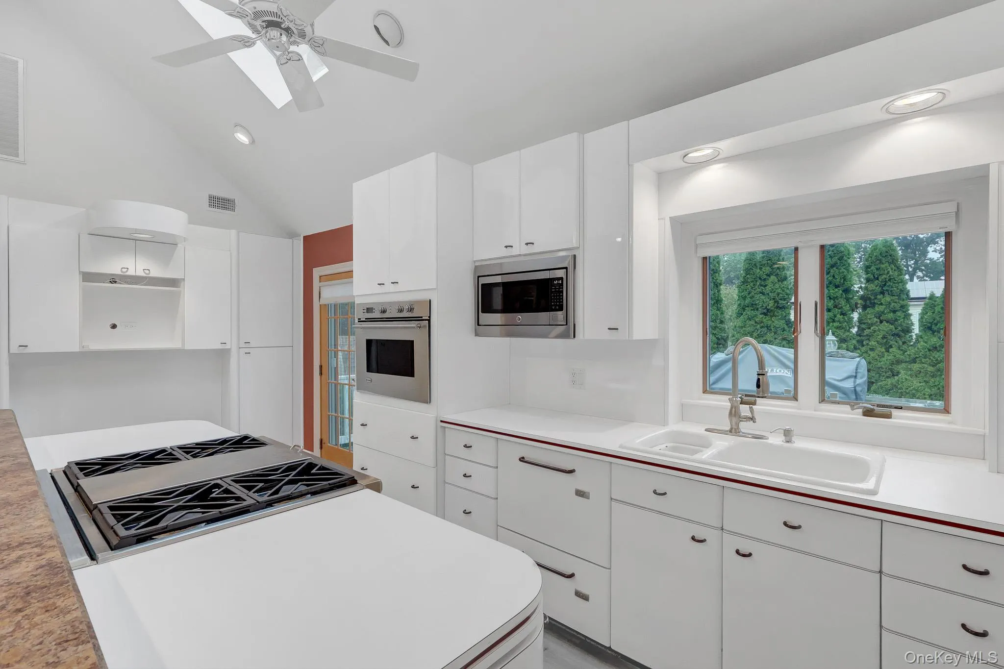 3 Crown Street, Brookhaven, NY, 1 Bedroom Bedrooms, 3 Rooms Rooms,1 BathroomBathrooms,Residential Lease,For Rent,Crown,0,1024512 3 Crown Street, Brookhaven, NY, 1 Bedroom Bedrooms, 3 Rooms Rooms,1 BathroomBathrooms,Residential Lease,For Rent,Crown,0,1024512