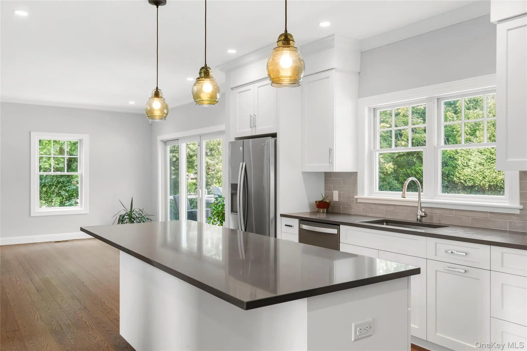134 Montauk Highway, Southampton, NY, 4 Bedrooms Bedrooms, 8 Rooms Rooms,3 BathroomsBathrooms,Residential,For Rent,Montauk,0,1024514 134 Montauk Highway, Southampton, NY, 4 Bedrooms Bedrooms, 8 Rooms Rooms,3 BathroomsBathrooms,Residential,For Rent,Montauk,0,1024514