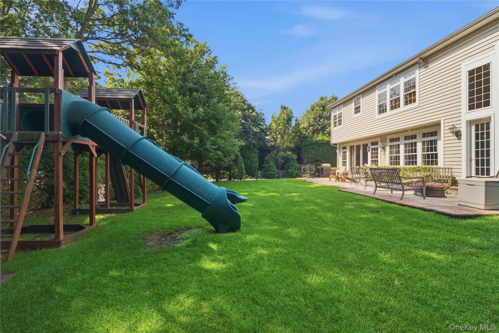 35 Monterrey Drive, Smithtown, NY, 5 Bedrooms Bedrooms, 10 Rooms Rooms,3 BathroomsBathrooms,Residential,For Rent,Monterrey,0,1024519 35 Monterrey Drive, Smithtown, NY, 5 Bedrooms Bedrooms, 10 Rooms Rooms,3 BathroomsBathrooms,Residential,For Rent,Monterrey,0,1024519