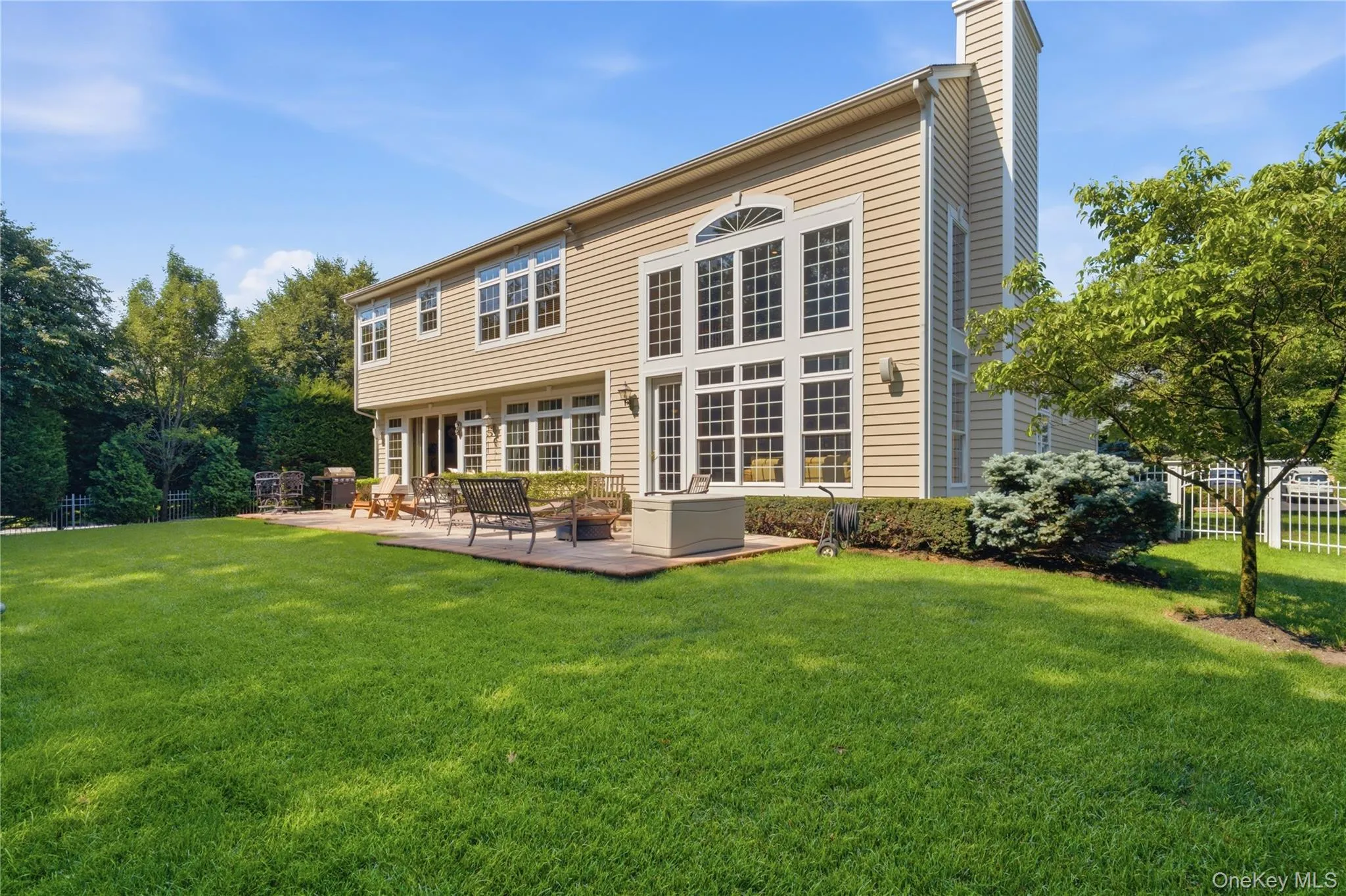 35 Monterrey Drive, Smithtown, NY, 5 Bedrooms Bedrooms, 10 Rooms Rooms,3 BathroomsBathrooms,Residential,For Rent,Monterrey,0,1024519 35 Monterrey Drive, Smithtown, NY, 5 Bedrooms Bedrooms, 10 Rooms Rooms,3 BathroomsBathrooms,Residential,For Rent,Monterrey,0,1024519