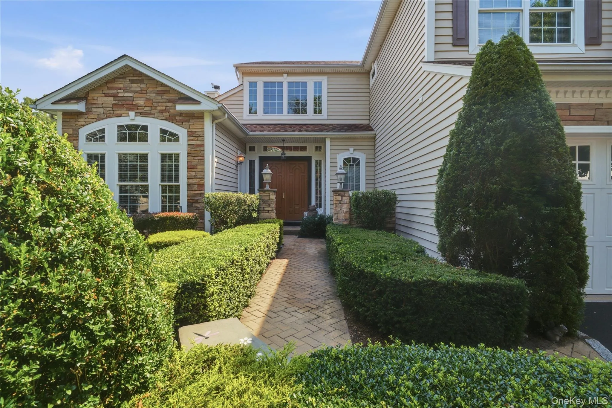 35 Monterrey Drive, Smithtown, NY, 5 Bedrooms Bedrooms, 10 Rooms Rooms,3 BathroomsBathrooms,Residential,For Rent,Monterrey,0,1024519 35 Monterrey Drive, Smithtown, NY, 5 Bedrooms Bedrooms, 10 Rooms Rooms,3 BathroomsBathrooms,Residential,For Rent,Monterrey,0,1024519