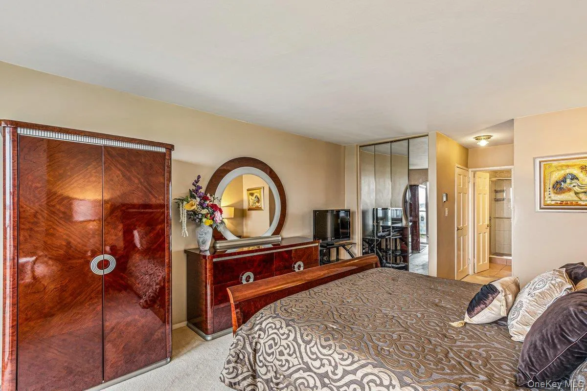 17-85 215 Street, New York, NY, 3 Bedrooms Bedrooms, 6 Rooms Rooms,2 BathroomsBathrooms,Residential,For Rent,215,0,1024522 17-85 215 Street, New York, NY, 3 Bedrooms Bedrooms, 6 Rooms Rooms,2 BathroomsBathrooms,Residential,For Rent,215,0,1024522