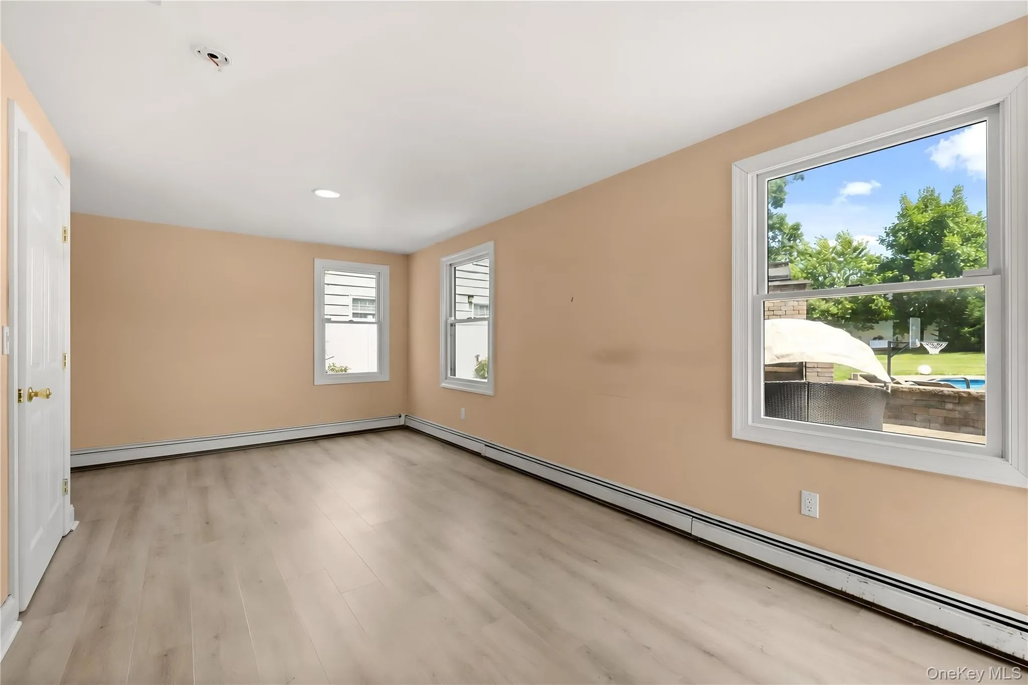 236 Windsor Avenue, Islip, NY, 5 Bedrooms Bedrooms, 8 Rooms Rooms,4 BathroomsBathrooms,Residential,For Rent,Windsor,0,1024524 236 Windsor Avenue, Islip, NY, 5 Bedrooms Bedrooms, 8 Rooms Rooms,4 BathroomsBathrooms,Residential,For Rent,Windsor,0,1024524
