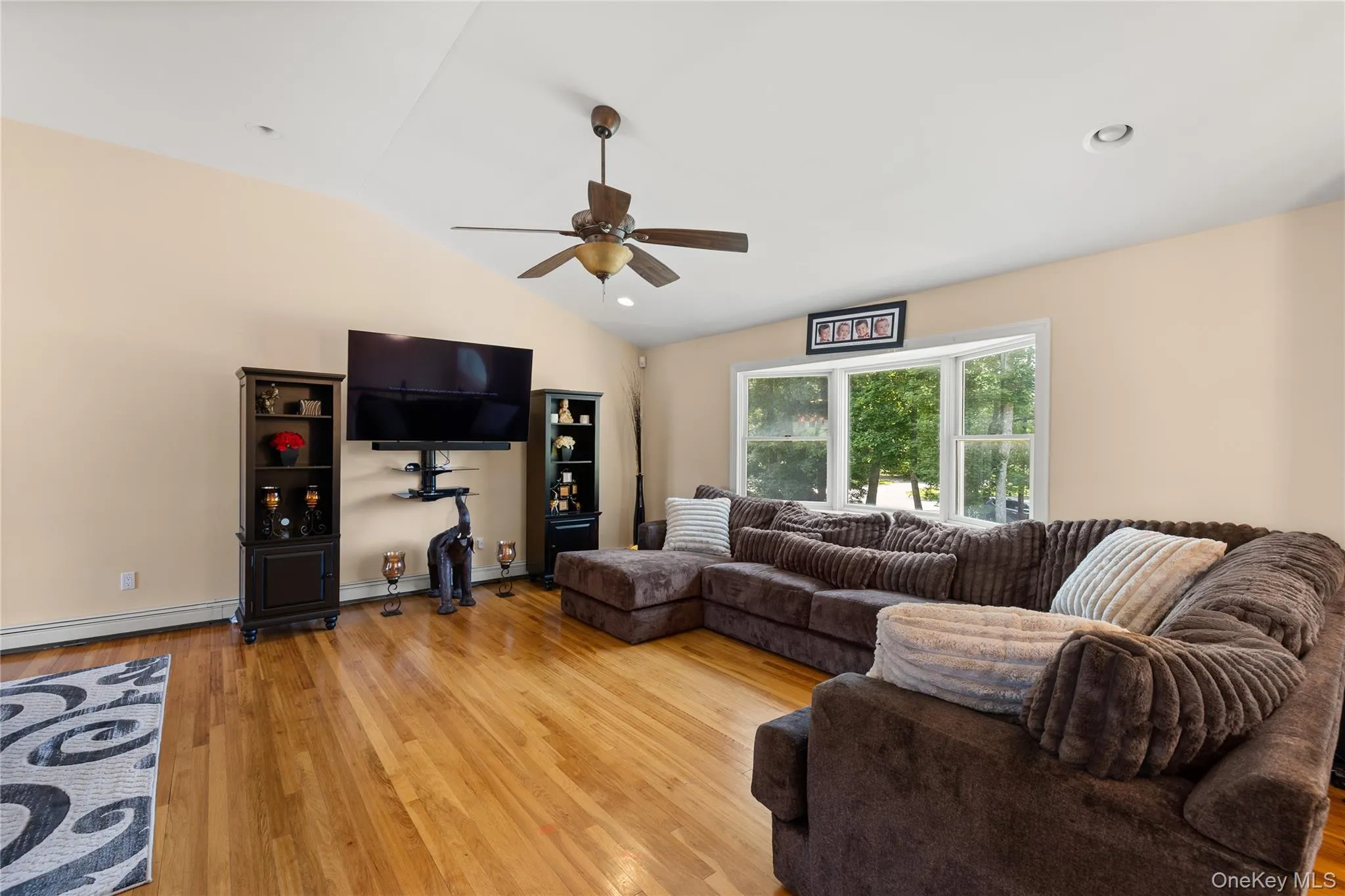 236 Windsor Avenue, Islip, NY, 5 Bedrooms Bedrooms, 8 Rooms Rooms,4 BathroomsBathrooms,Residential,For Rent,Windsor,0,1024524 236 Windsor Avenue, Islip, NY, 5 Bedrooms Bedrooms, 8 Rooms Rooms,4 BathroomsBathrooms,Residential,For Rent,Windsor,0,1024524