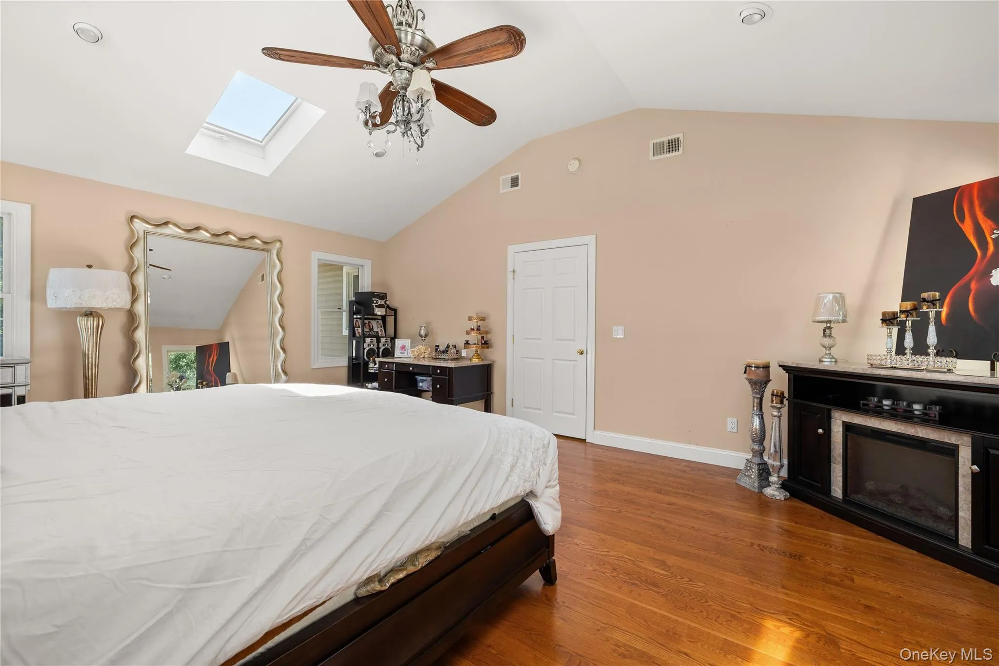 236 Windsor Avenue, Islip, NY, 5 Bedrooms Bedrooms, 8 Rooms Rooms,4 BathroomsBathrooms,Residential,For Rent,Windsor,0,1024524 236 Windsor Avenue, Islip, NY, 5 Bedrooms Bedrooms, 8 Rooms Rooms,4 BathroomsBathrooms,Residential,For Rent,Windsor,0,1024524