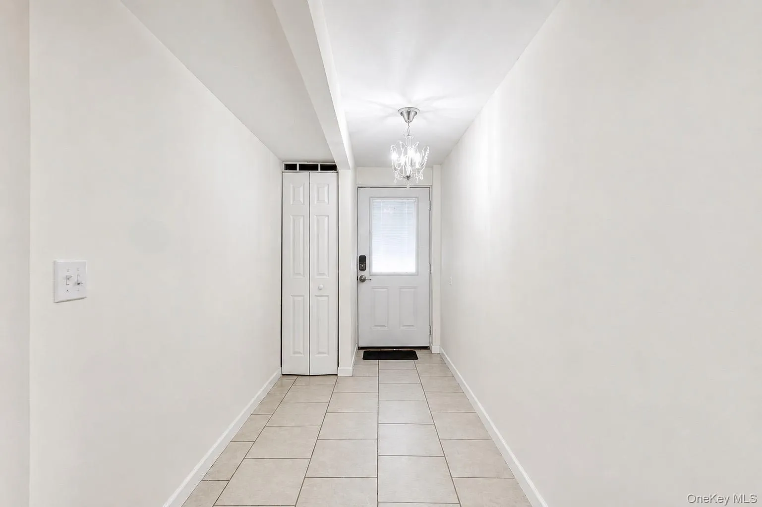 4 Golden Gate Lane, Brookhaven, NY, 3 Bedrooms Bedrooms, 10 Rooms Rooms,3 BathroomsBathrooms,Residential,For Rent,Golden Gate,0,1024526 4 Golden Gate Lane, Brookhaven, NY, 3 Bedrooms Bedrooms, 10 Rooms Rooms,3 BathroomsBathrooms,Residential,For Rent,Golden Gate,0,1024526