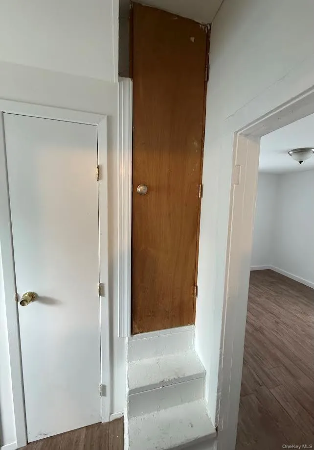 55A Prospect Avenue, Hempstead, NY, 2 Bedrooms Bedrooms, 6 Rooms Rooms,1 BathroomBathrooms,Residential Lease,For Rent,Prospect,0,1024529 55A Prospect Avenue, Hempstead, NY, 2 Bedrooms Bedrooms, 6 Rooms Rooms,1 BathroomBathrooms,Residential Lease,For Rent,Prospect,0,1024529