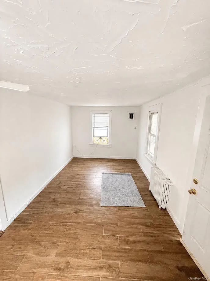 55A Prospect Avenue, Hempstead, NY, 2 Bedrooms Bedrooms, 6 Rooms Rooms,1 BathroomBathrooms,Residential Lease,For Rent,Prospect,0,1024529 55A Prospect Avenue, Hempstead, NY, 2 Bedrooms Bedrooms, 6 Rooms Rooms,1 BathroomBathrooms,Residential Lease,For Rent,Prospect,0,1024529