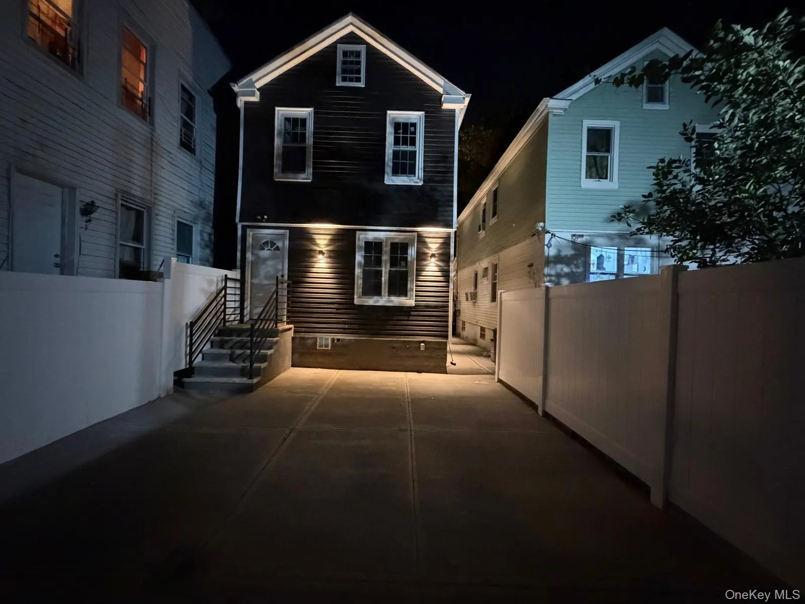 107-29 118th Street, New York, NY, 4 Bedrooms Bedrooms, 7 Rooms Rooms,2 BathroomsBathrooms,Residential,For Rent,118th,0,1024538 107-29 118th Street, New York, NY, 4 Bedrooms Bedrooms, 7 Rooms Rooms,2 BathroomsBathrooms,Residential,For Rent,118th,0,1024538