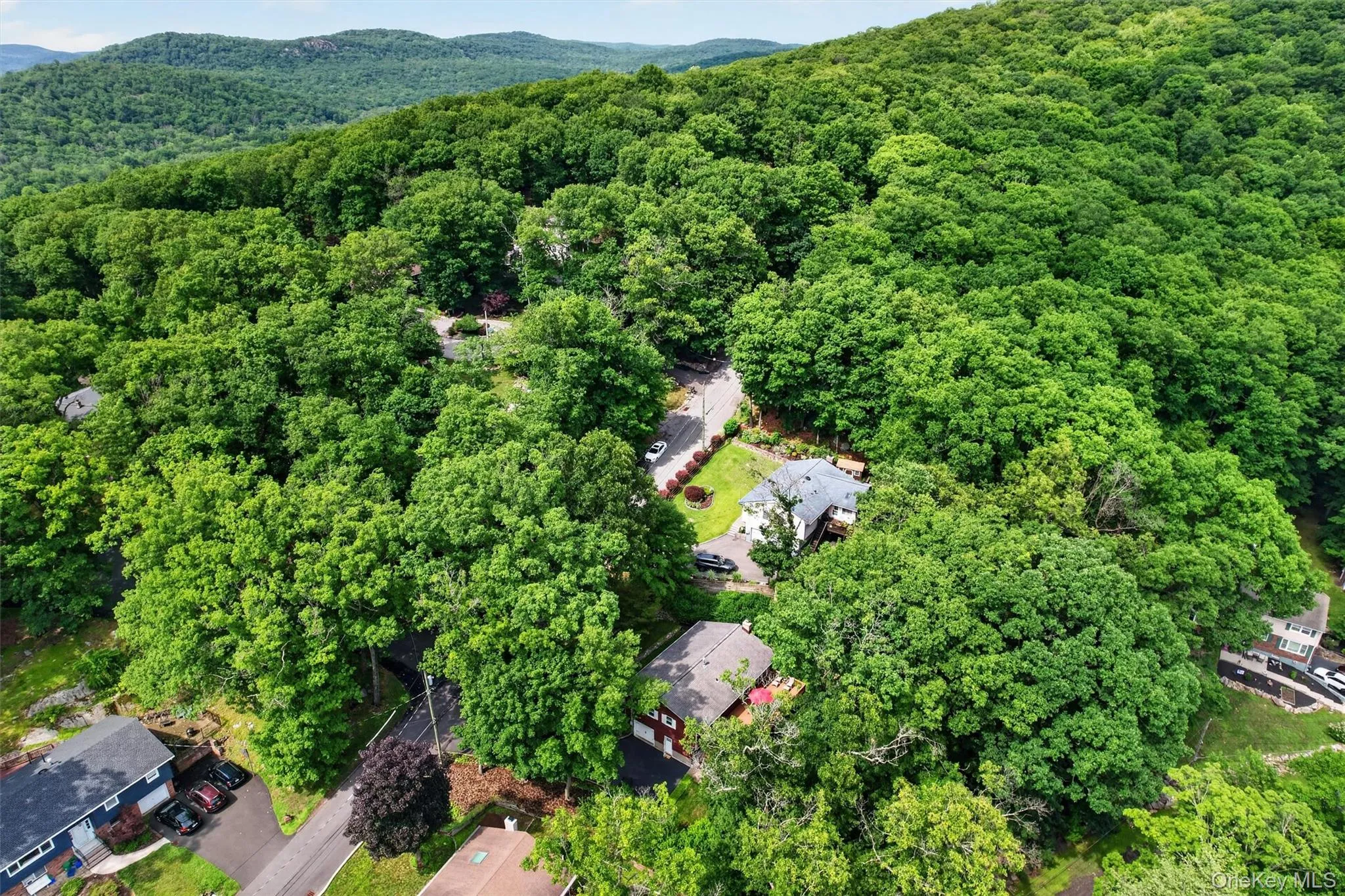 3 Hazelwood Road, Ramapo, NY, 4 Bedrooms Bedrooms, 11 Rooms Rooms,2 BathroomsBathrooms,Residential,For Rent,Hazelwood,0,1024539 3 Hazelwood Road, Ramapo, NY, 4 Bedrooms Bedrooms, 11 Rooms Rooms,2 BathroomsBathrooms,Residential,For Rent,Hazelwood,0,1024539