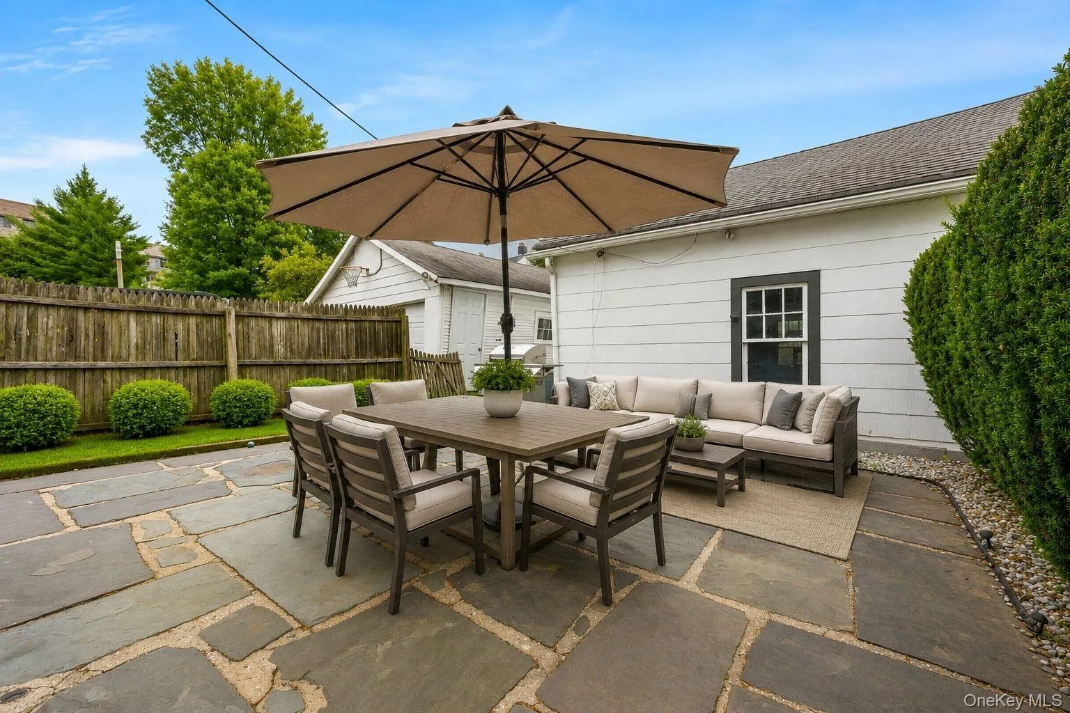 46 Meadow Lane, New Rochelle, NY, 5 Bedrooms Bedrooms, 7 Rooms Rooms,2 BathroomsBathrooms,Residential,For Rent,Meadow,0,1024552 46 Meadow Lane, New Rochelle, NY, 5 Bedrooms Bedrooms, 7 Rooms Rooms,2 BathroomsBathrooms,Residential,For Rent,Meadow,0,1024552