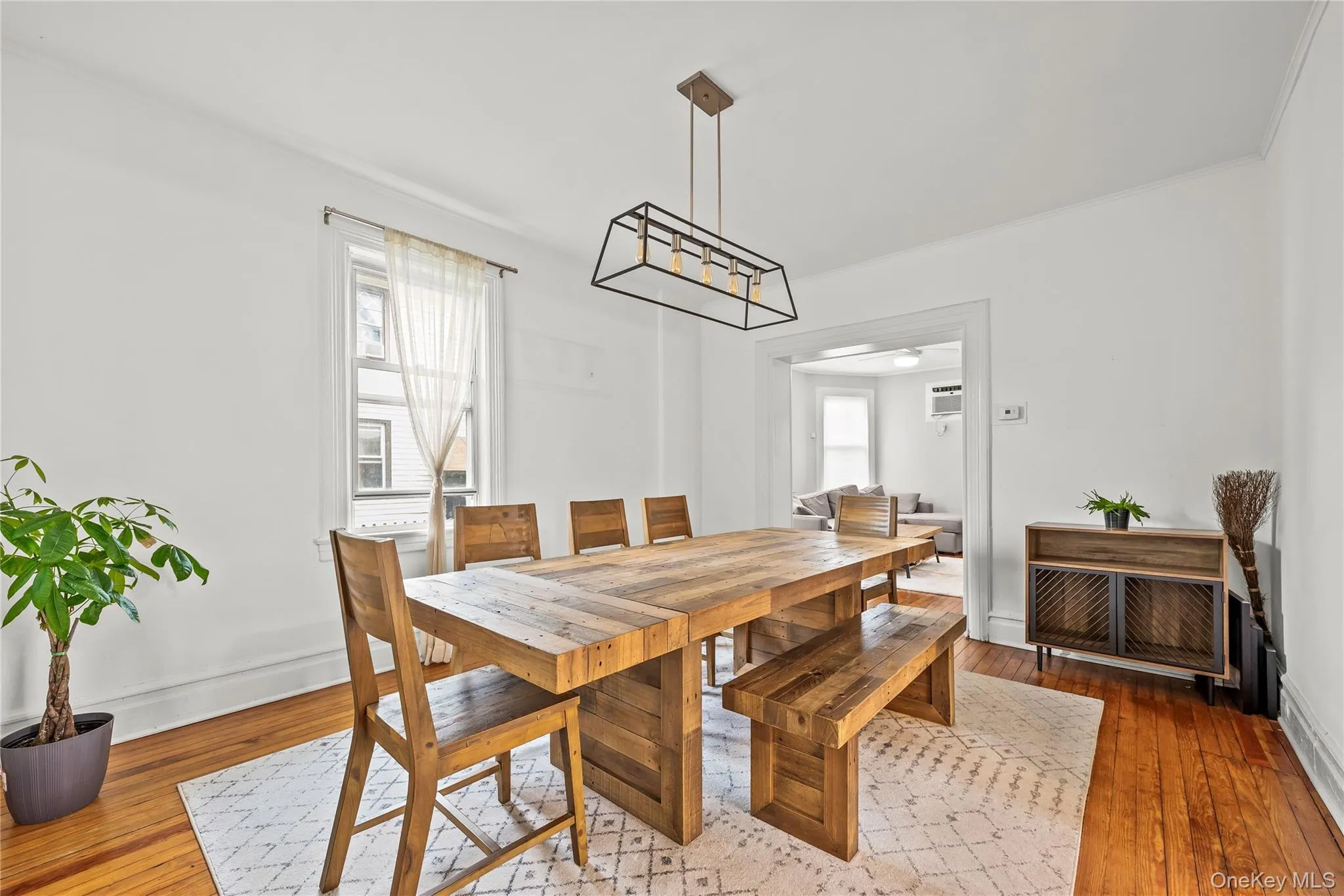 46 Meadow Lane, New Rochelle, NY, 5 Bedrooms Bedrooms, 7 Rooms Rooms,2 BathroomsBathrooms,Residential,For Rent,Meadow,0,1024552 46 Meadow Lane, New Rochelle, NY, 5 Bedrooms Bedrooms, 7 Rooms Rooms,2 BathroomsBathrooms,Residential,For Rent,Meadow,0,1024552
