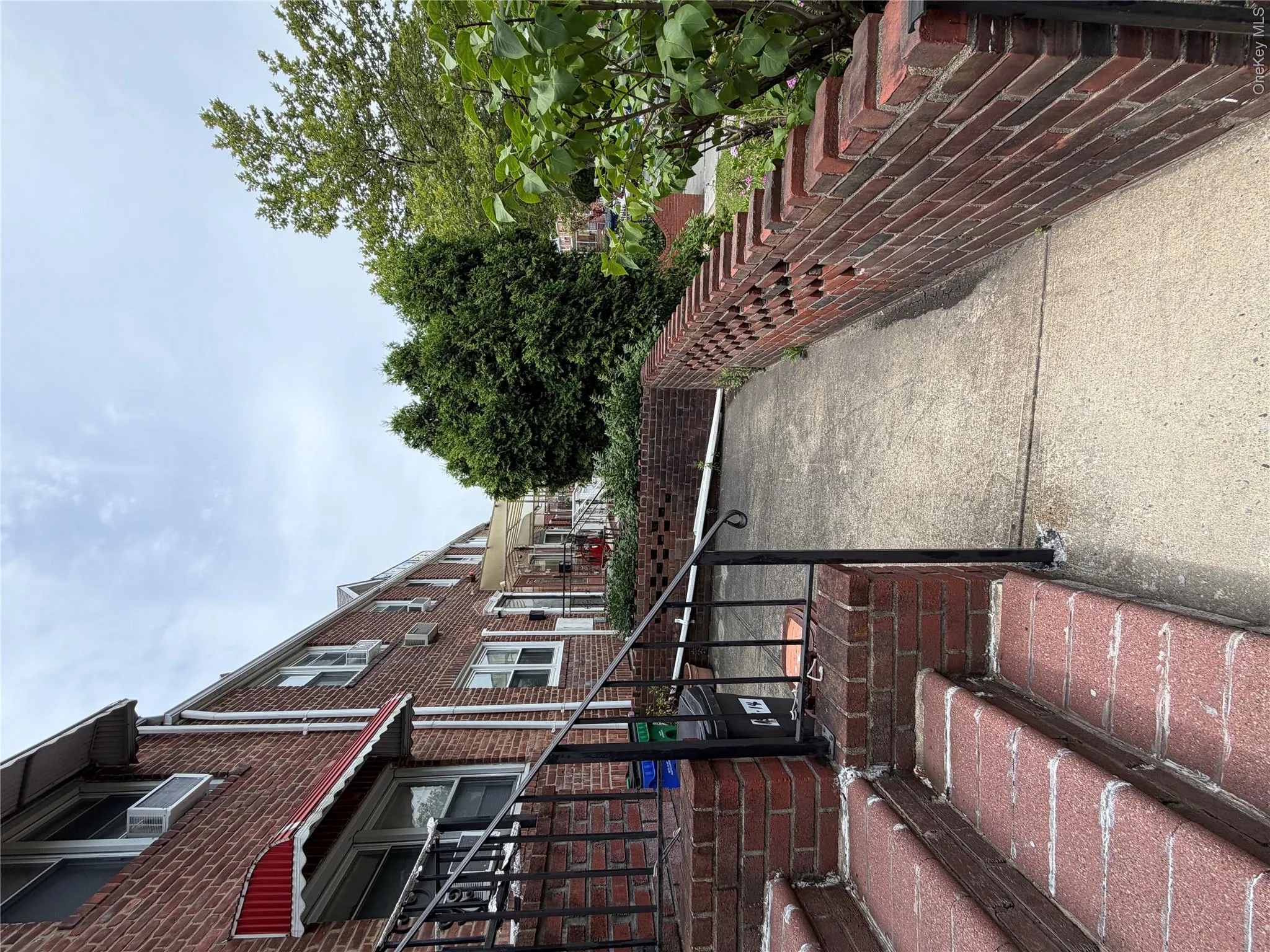 150-14 78th Avenue, New York, NY, 3 Bedrooms Bedrooms, 6 Rooms Rooms,1 BathroomBathrooms,Residential,For Rent,78th,0,1024559 150-14 78th Avenue, New York, NY, 3 Bedrooms Bedrooms, 6 Rooms Rooms,1 BathroomBathrooms,Residential,For Rent,78th,0,1024559