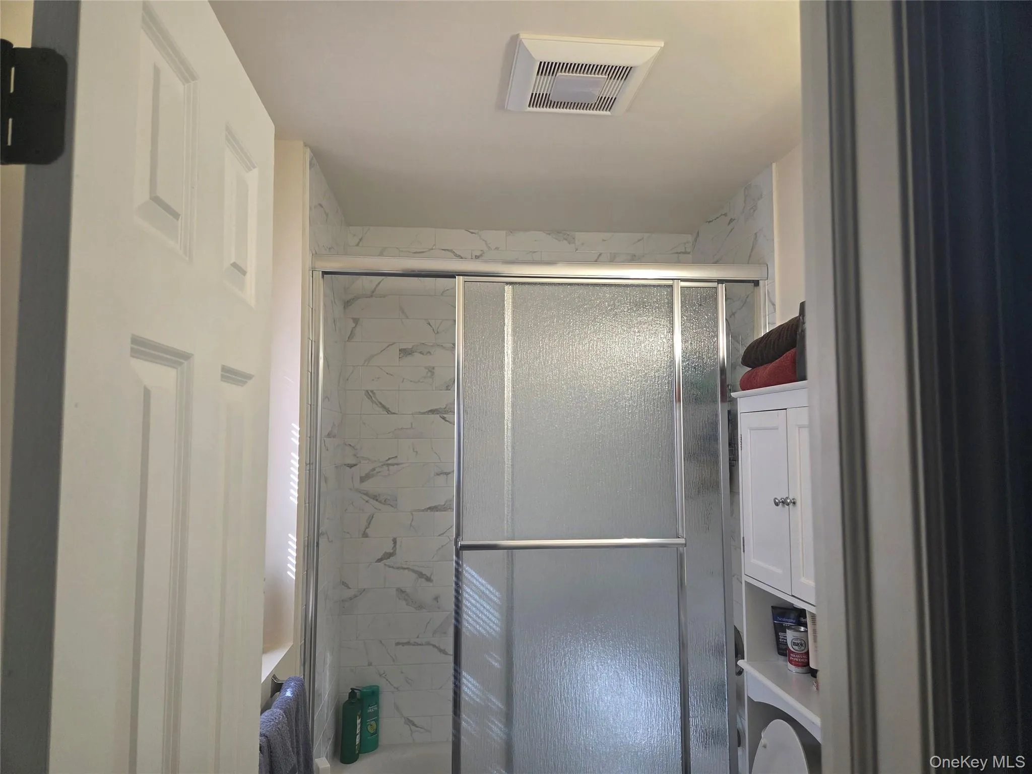 13 Avenue B, Middletown, NY, 4 Bedrooms Bedrooms, 10 Rooms Rooms,3 BathroomsBathrooms,Residential,For Rent,Avenue B,0,1024560 13 Avenue B, Middletown, NY, 4 Bedrooms Bedrooms, 10 Rooms Rooms,3 BathroomsBathrooms,Residential,For Rent,Avenue B,0,1024560