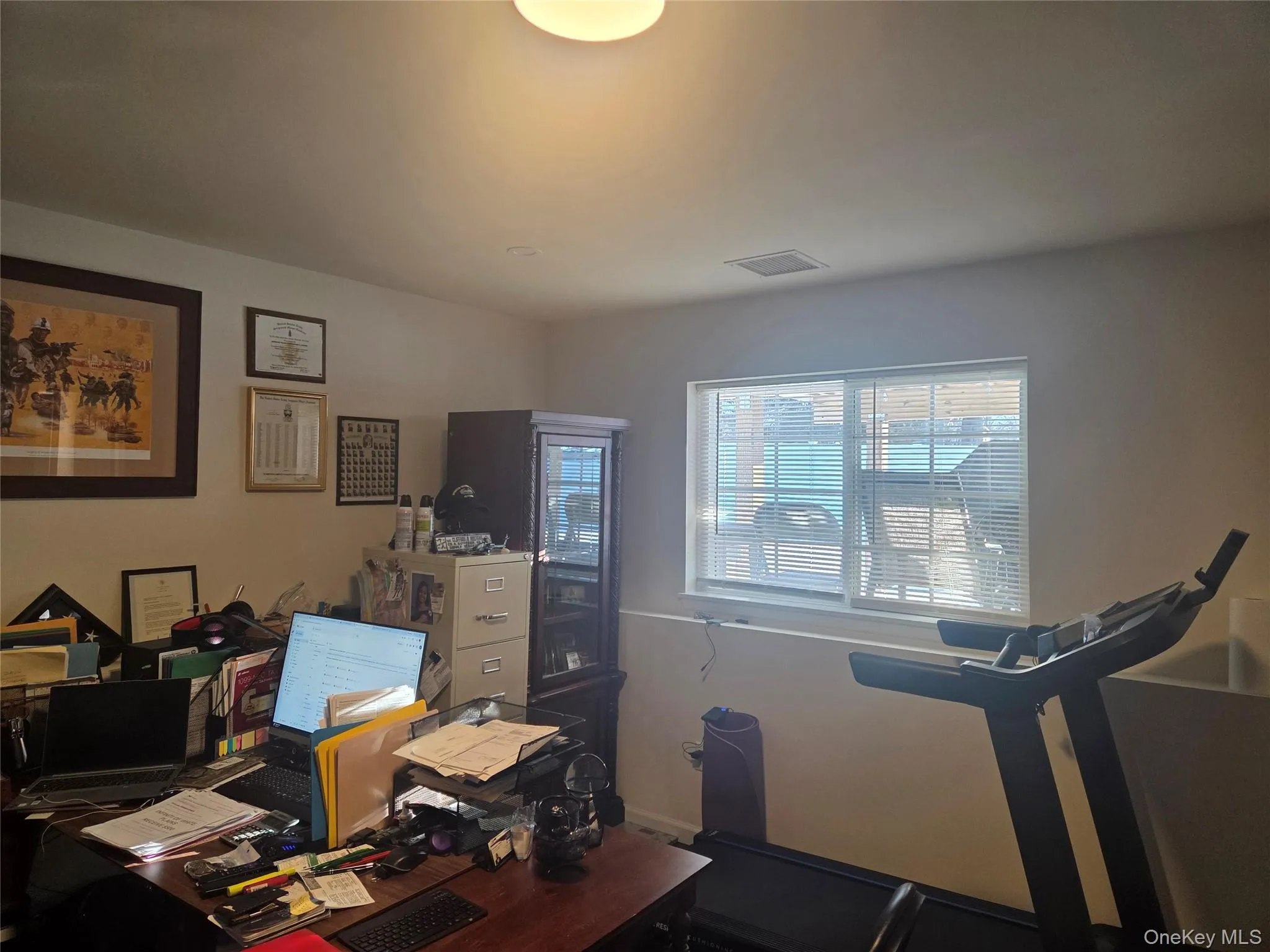 13 Avenue B, Middletown, NY, 4 Bedrooms Bedrooms, 10 Rooms Rooms,3 BathroomsBathrooms,Residential,For Rent,Avenue B,0,1024560 13 Avenue B, Middletown, NY, 4 Bedrooms Bedrooms, 10 Rooms Rooms,3 BathroomsBathrooms,Residential,For Rent,Avenue B,0,1024560