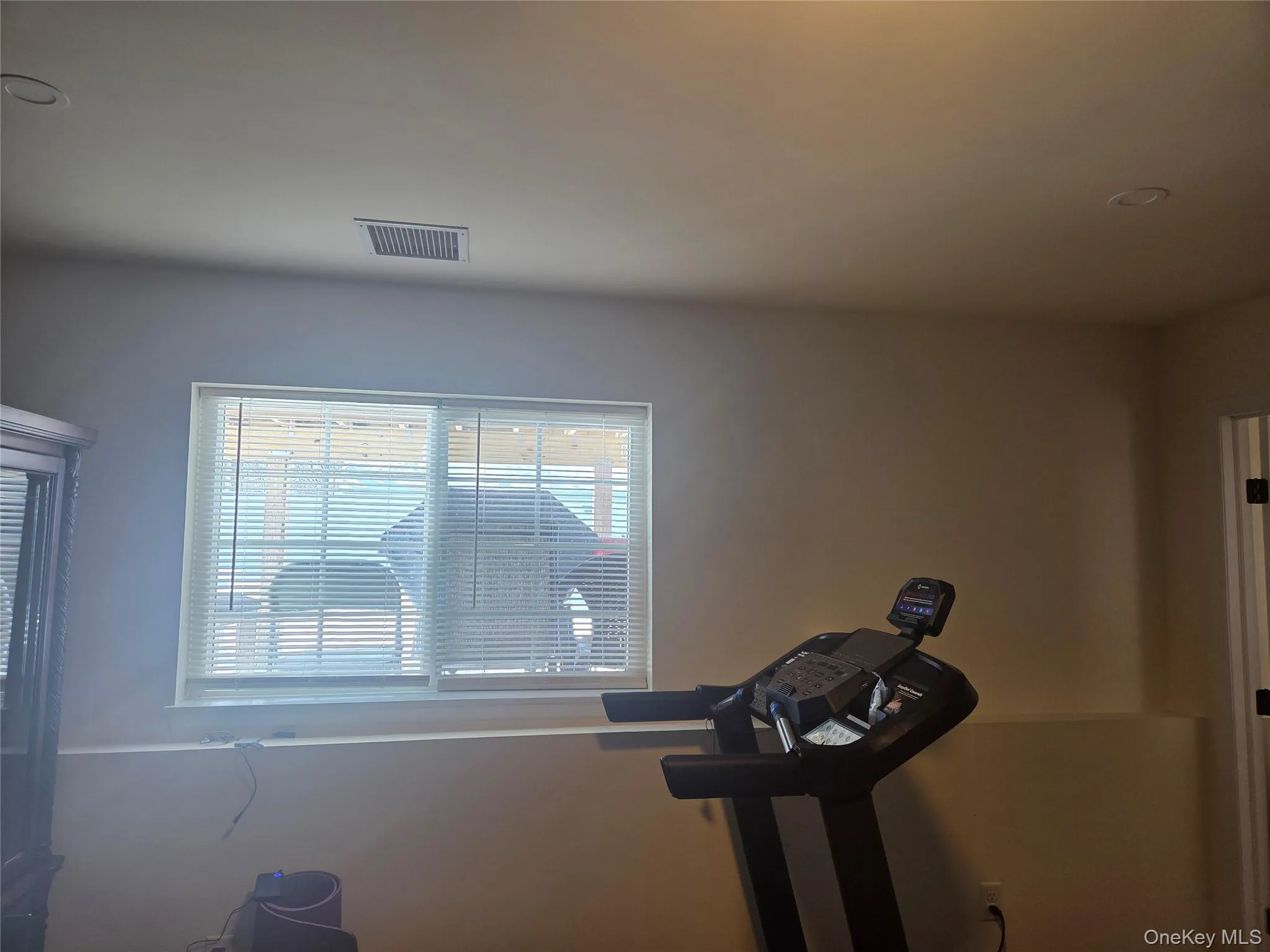 13 Avenue B, Middletown, NY, 4 Bedrooms Bedrooms, 10 Rooms Rooms,3 BathroomsBathrooms,Residential,For Rent,Avenue B,0,1024560 13 Avenue B, Middletown, NY, 4 Bedrooms Bedrooms, 10 Rooms Rooms,3 BathroomsBathrooms,Residential,For Rent,Avenue B,0,1024560