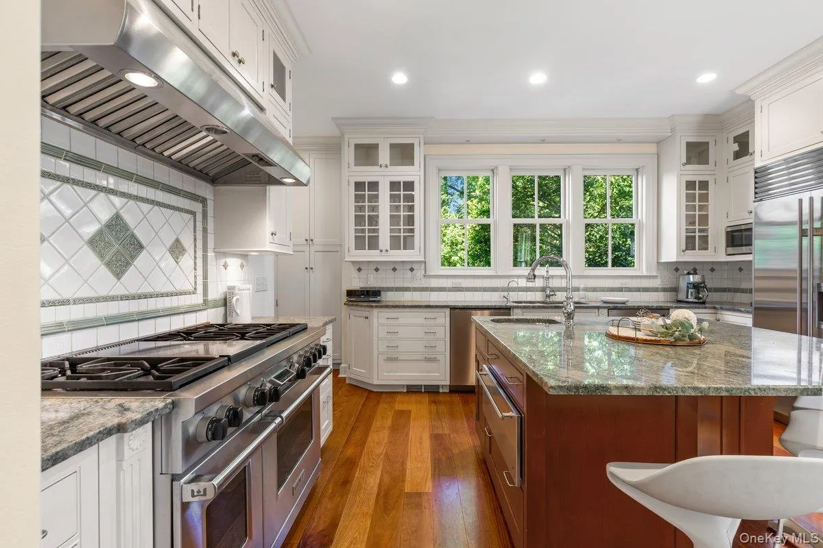 731 Forest Avenue, Rye City, NY, 6 Bedrooms Bedrooms, 11 Rooms Rooms,5 BathroomsBathrooms,Residential,For Rent,Forest,0,1024563 731 Forest Avenue, Rye City, NY, 6 Bedrooms Bedrooms, 11 Rooms Rooms,5 BathroomsBathrooms,Residential,For Rent,Forest,0,1024563