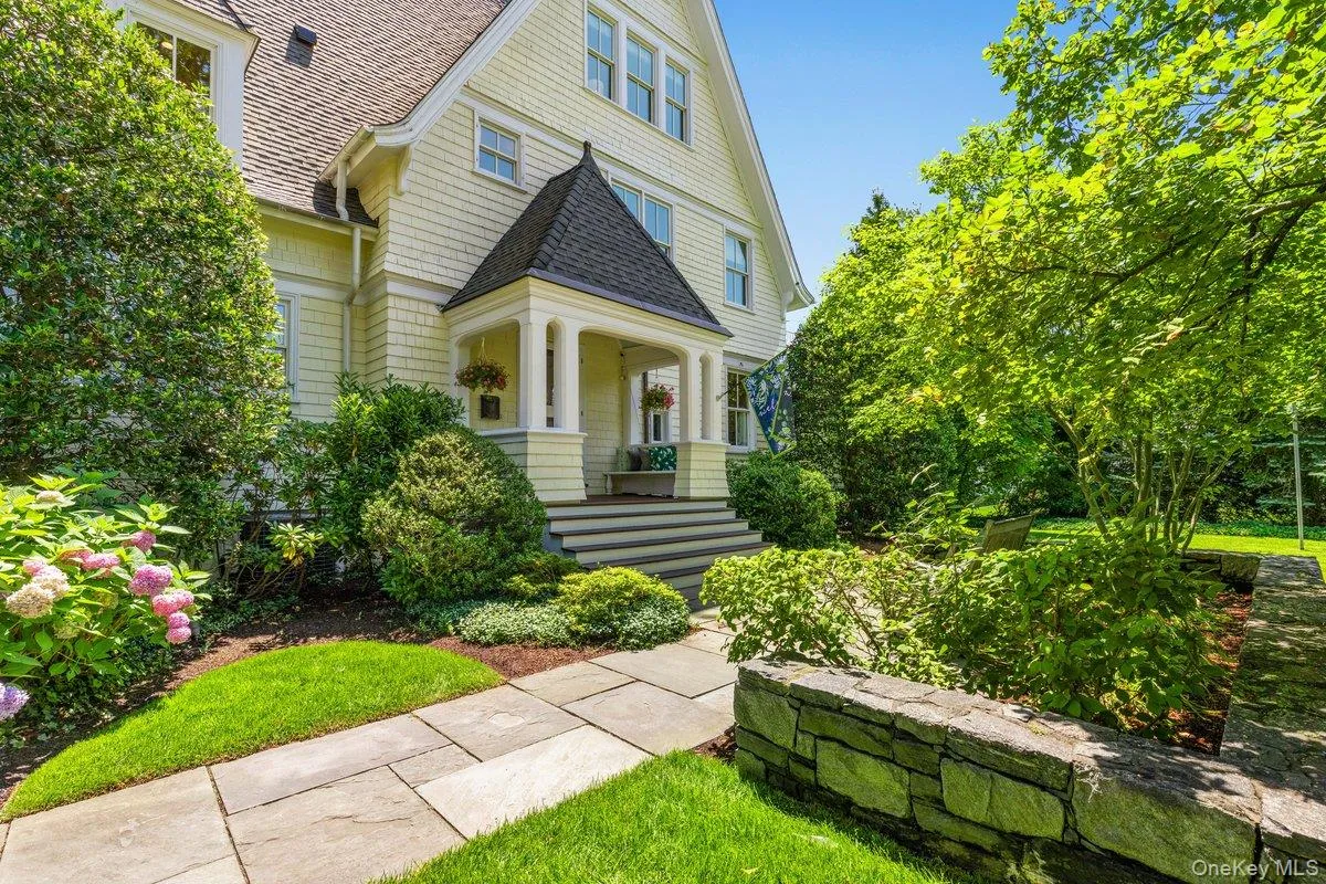 731 Forest Avenue, Rye City, NY, 6 Bedrooms Bedrooms, 11 Rooms Rooms,5 BathroomsBathrooms,Residential,For Rent,Forest,0,1024563 731 Forest Avenue, Rye City, NY, 6 Bedrooms Bedrooms, 11 Rooms Rooms,5 BathroomsBathrooms,Residential,For Rent,Forest,0,1024563