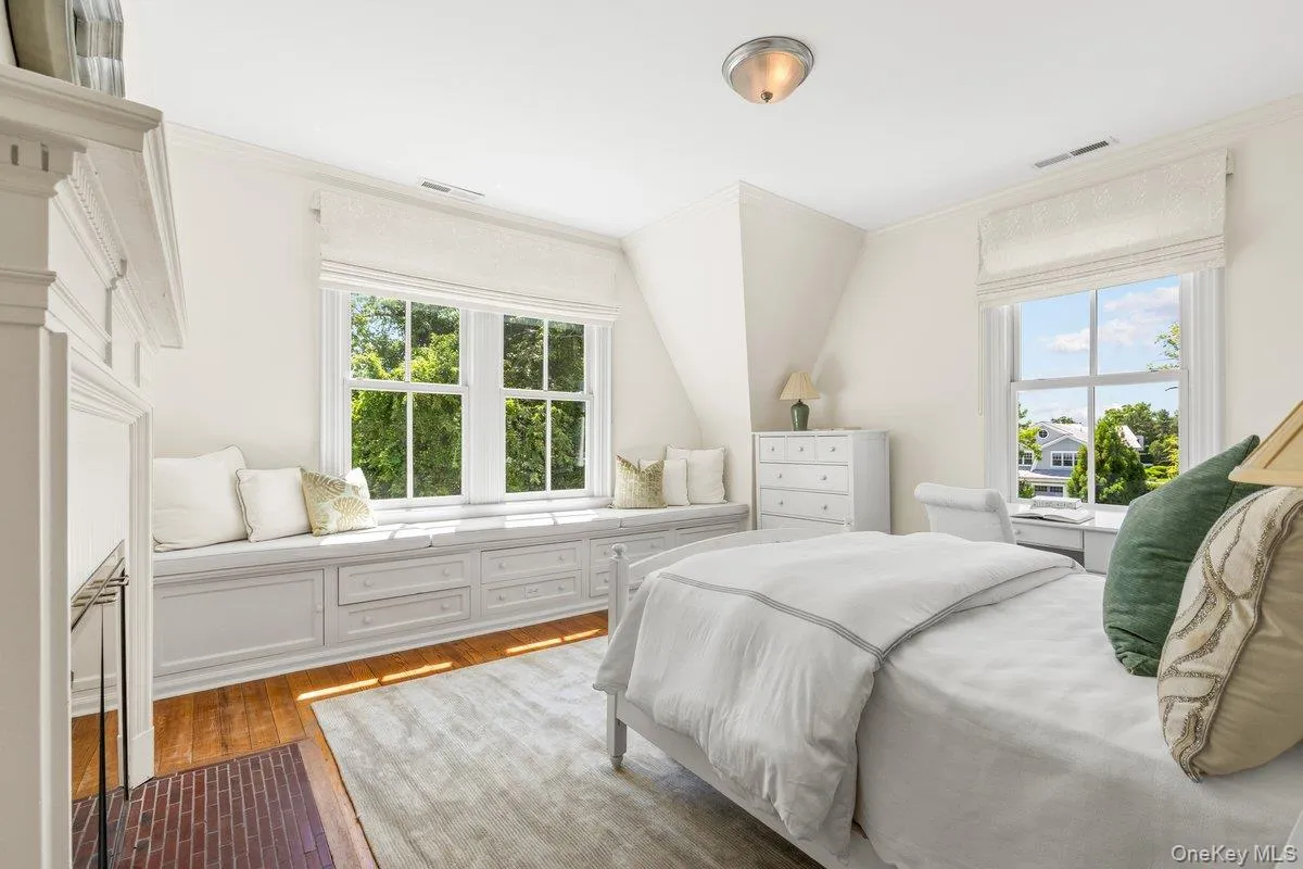 731 Forest Avenue, Rye City, NY, 6 Bedrooms Bedrooms, 11 Rooms Rooms,5 BathroomsBathrooms,Residential,For Rent,Forest,0,1024563 731 Forest Avenue, Rye City, NY, 6 Bedrooms Bedrooms, 11 Rooms Rooms,5 BathroomsBathrooms,Residential,For Rent,Forest,0,1024563