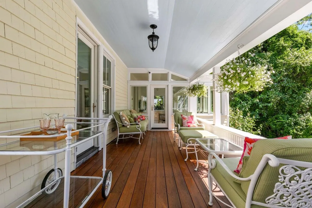 731 Forest Avenue, Rye City, NY, 6 Bedrooms Bedrooms, 11 Rooms Rooms,5 BathroomsBathrooms,Residential,For Rent,Forest,0,1024563 731 Forest Avenue, Rye City, NY, 6 Bedrooms Bedrooms, 11 Rooms Rooms,5 BathroomsBathrooms,Residential,For Rent,Forest,0,1024563