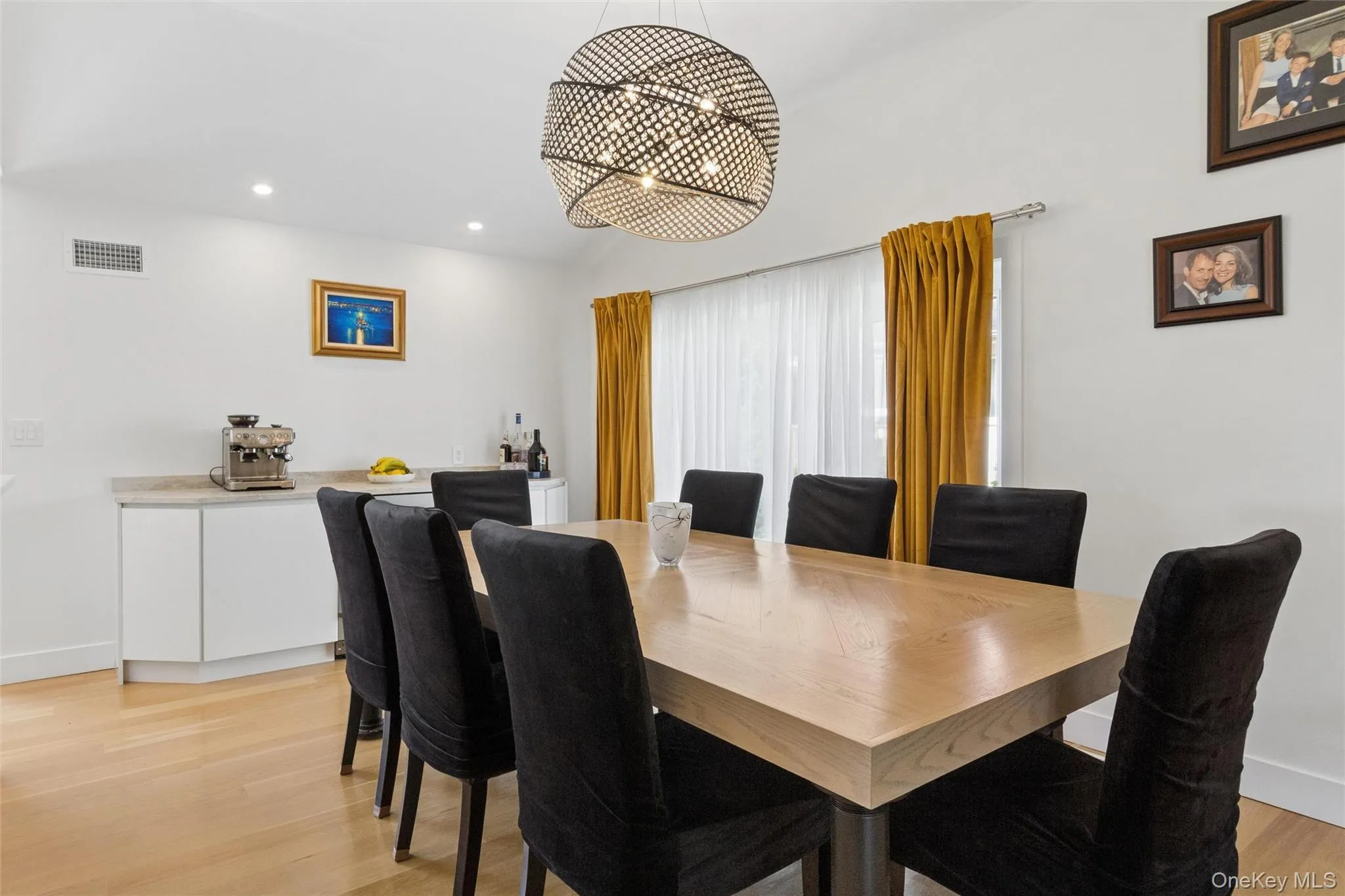 51 Dogwood Road, North Hempstead, NY, 4 Bedrooms Bedrooms, 7 Rooms Rooms,2 BathroomsBathrooms,Residential,For Rent,Dogwood,0,1024565 51 Dogwood Road, North Hempstead, NY, 4 Bedrooms Bedrooms, 7 Rooms Rooms,2 BathroomsBathrooms,Residential,For Rent,Dogwood,0,1024565