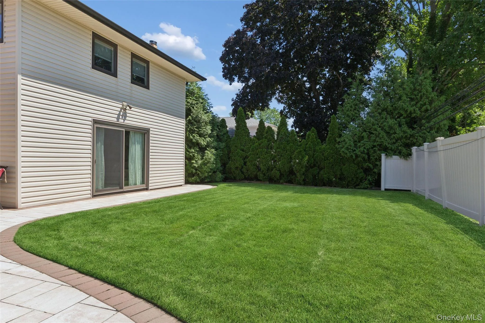 51 Dogwood Road, North Hempstead, NY, 4 Bedrooms Bedrooms, 7 Rooms Rooms,2 BathroomsBathrooms,Residential,For Rent,Dogwood,0,1024565 51 Dogwood Road, North Hempstead, NY, 4 Bedrooms Bedrooms, 7 Rooms Rooms,2 BathroomsBathrooms,Residential,For Rent,Dogwood,0,1024565