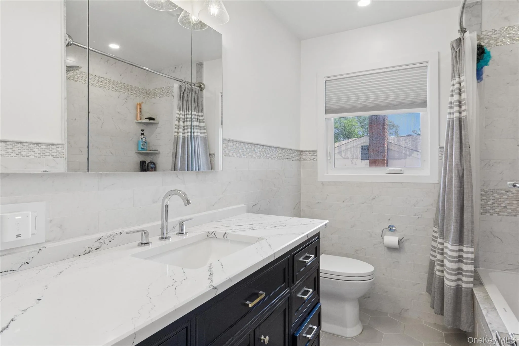 51 Dogwood Road, North Hempstead, NY, 4 Bedrooms Bedrooms, 7 Rooms Rooms,2 BathroomsBathrooms,Residential,For Rent,Dogwood,0,1024565 51 Dogwood Road, North Hempstead, NY, 4 Bedrooms Bedrooms, 7 Rooms Rooms,2 BathroomsBathrooms,Residential,For Rent,Dogwood,0,1024565