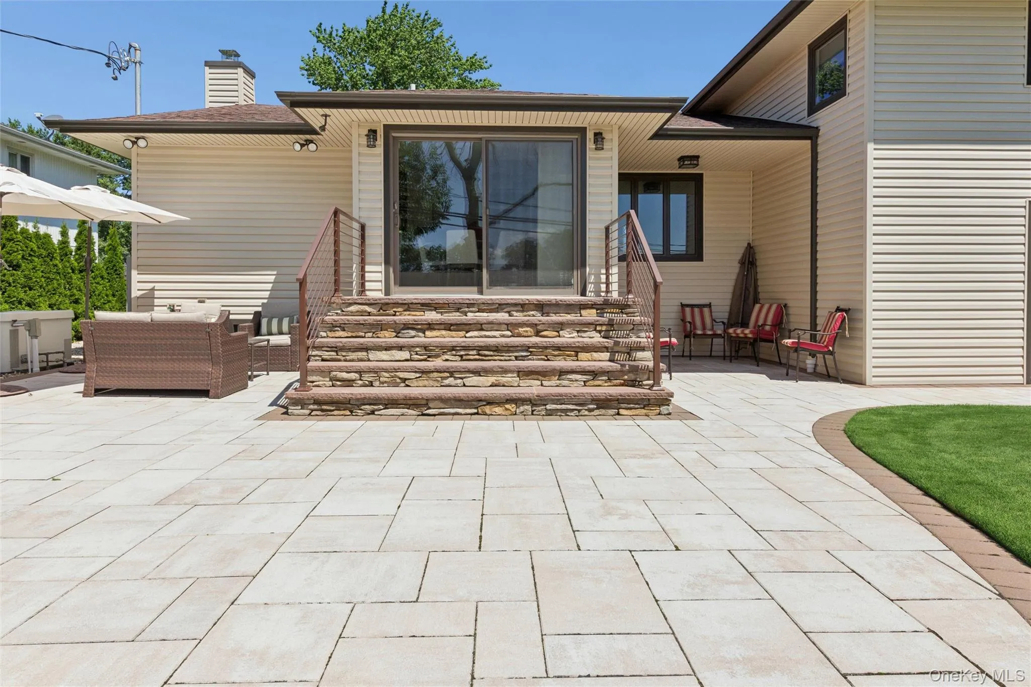 51 Dogwood Road, North Hempstead, NY, 4 Bedrooms Bedrooms, 7 Rooms Rooms,2 BathroomsBathrooms,Residential,For Rent,Dogwood,0,1024565 51 Dogwood Road, North Hempstead, NY, 4 Bedrooms Bedrooms, 7 Rooms Rooms,2 BathroomsBathrooms,Residential,For Rent,Dogwood,0,1024565