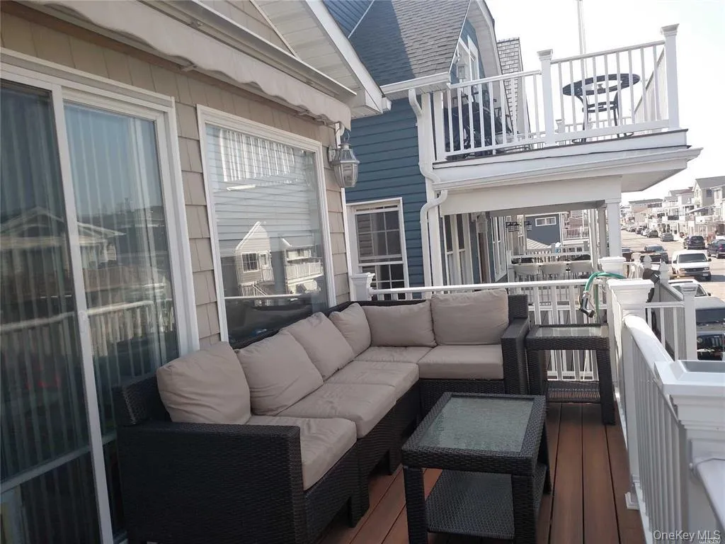 100 Wyoming Avenue, Long Beach, NY, 3 Bedrooms Bedrooms, 7 Rooms Rooms,2 BathroomsBathrooms,Residential Lease,For Rent,Wyoming,0,1024569 100 Wyoming Avenue, Long Beach, NY, 3 Bedrooms Bedrooms, 7 Rooms Rooms,2 BathroomsBathrooms,Residential Lease,For Rent,Wyoming,0,1024569
