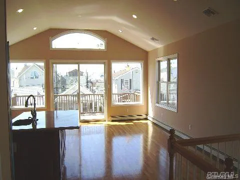 100 Wyoming Avenue, Long Beach, NY, 3 Bedrooms Bedrooms, 7 Rooms Rooms,2 BathroomsBathrooms,Residential Lease,For Rent,Wyoming,0,1024569 100 Wyoming Avenue, Long Beach, NY, 3 Bedrooms Bedrooms, 7 Rooms Rooms,2 BathroomsBathrooms,Residential Lease,For Rent,Wyoming,0,1024569