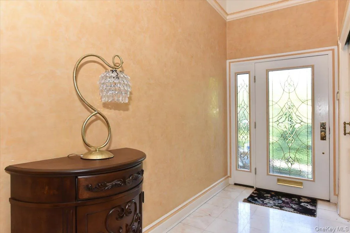 13 Vista Drive, North Hempstead, NY, 3 Bedrooms Bedrooms, 8 Rooms Rooms,2 BathroomsBathrooms,Residential,For Rent,Vista,0,1024575 13 Vista Drive, North Hempstead, NY, 3 Bedrooms Bedrooms, 8 Rooms Rooms,2 BathroomsBathrooms,Residential,For Rent,Vista,0,1024575